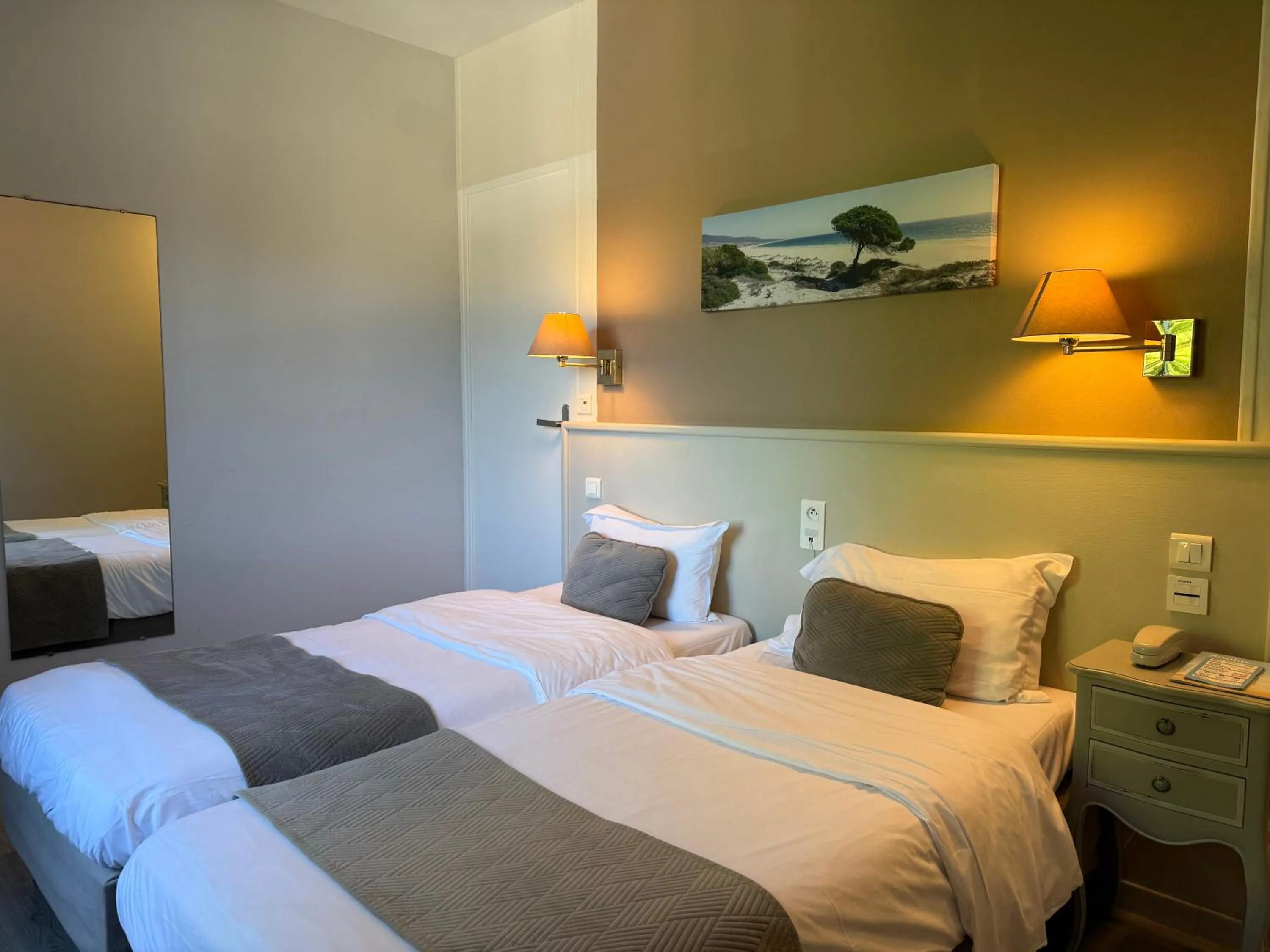 Bed in Hotel des Pins