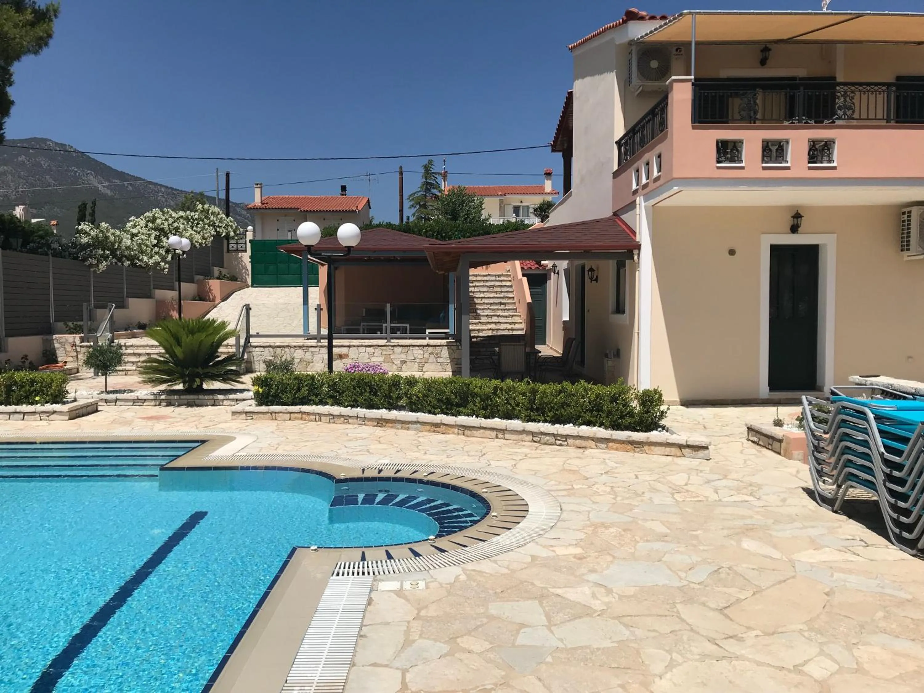 Hot Tub in Terra Relaxa