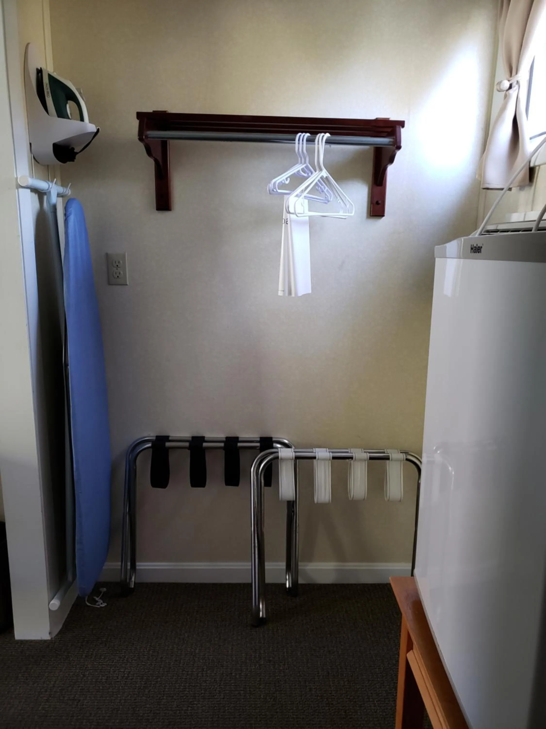 Moseley Cottage Inn and The Town Motel