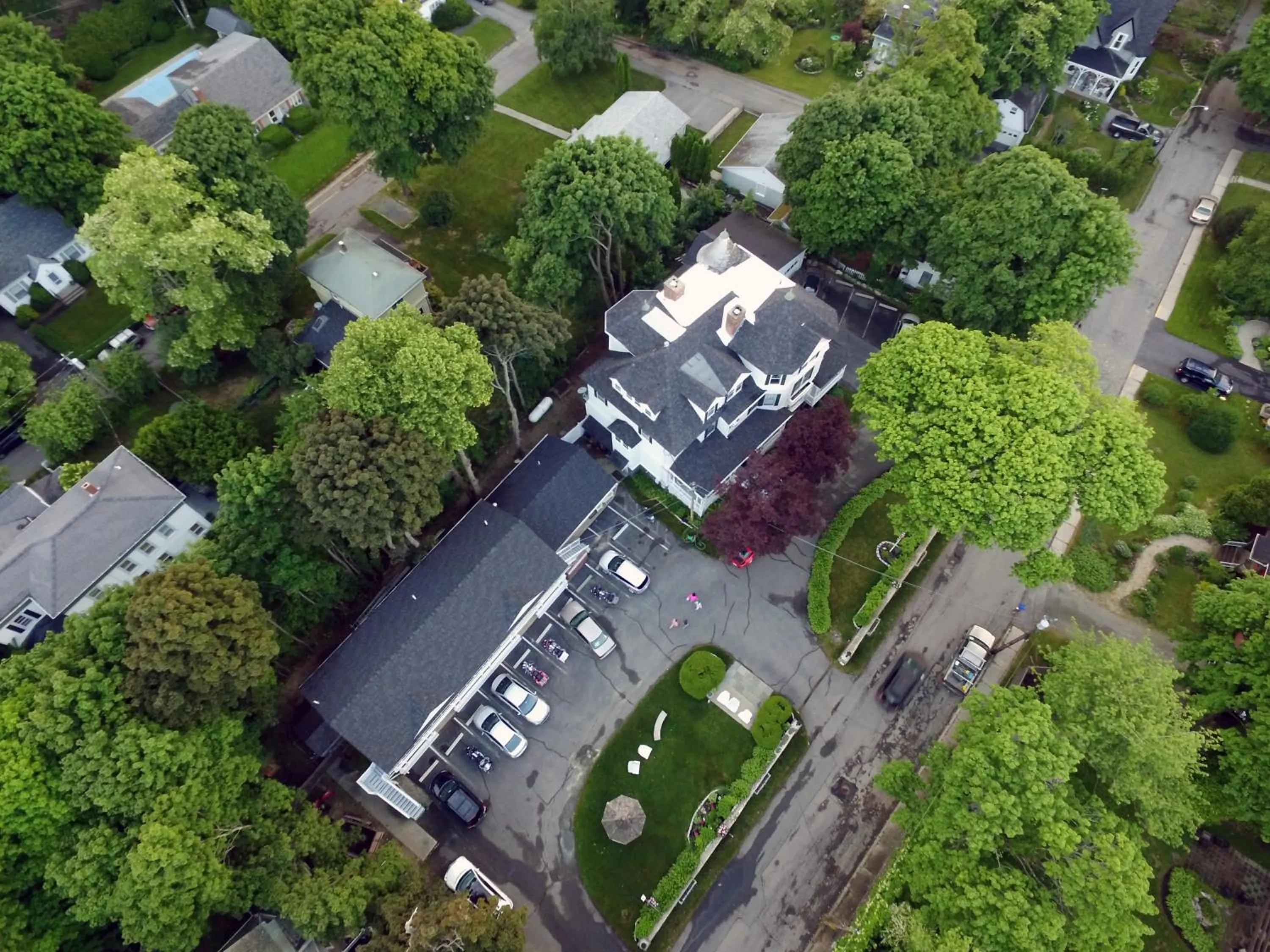 Bird's eye view in Moseley Cottage Inn and The Town Motel