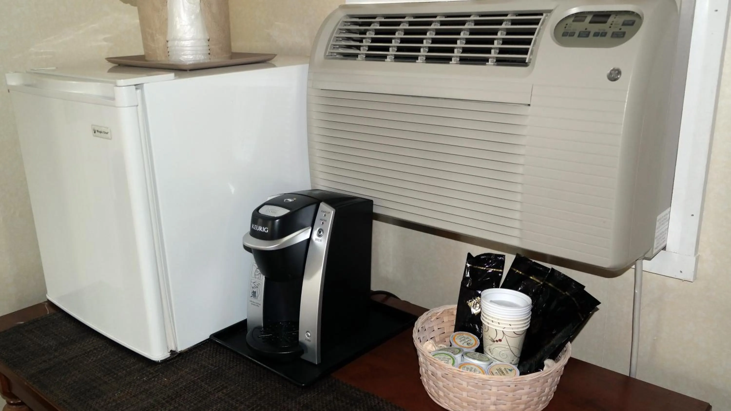 Other in Moseley Cottage Inn and The Town Motel