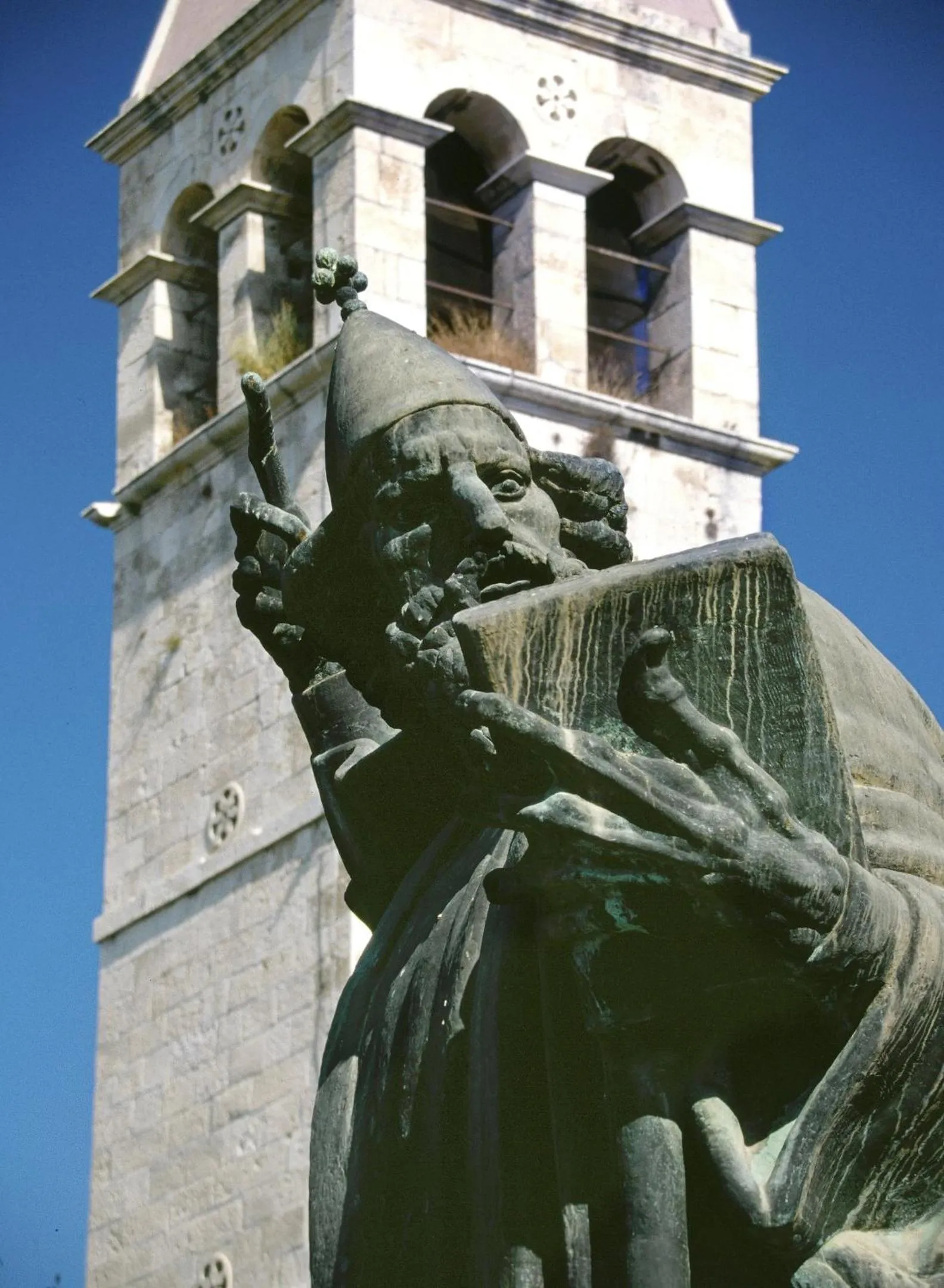 Nearby landmark in Aspalathos Centar Holiday - City center, a few minutes' walking distance to the UNESCO Palace, parking lot in front of the apartment
