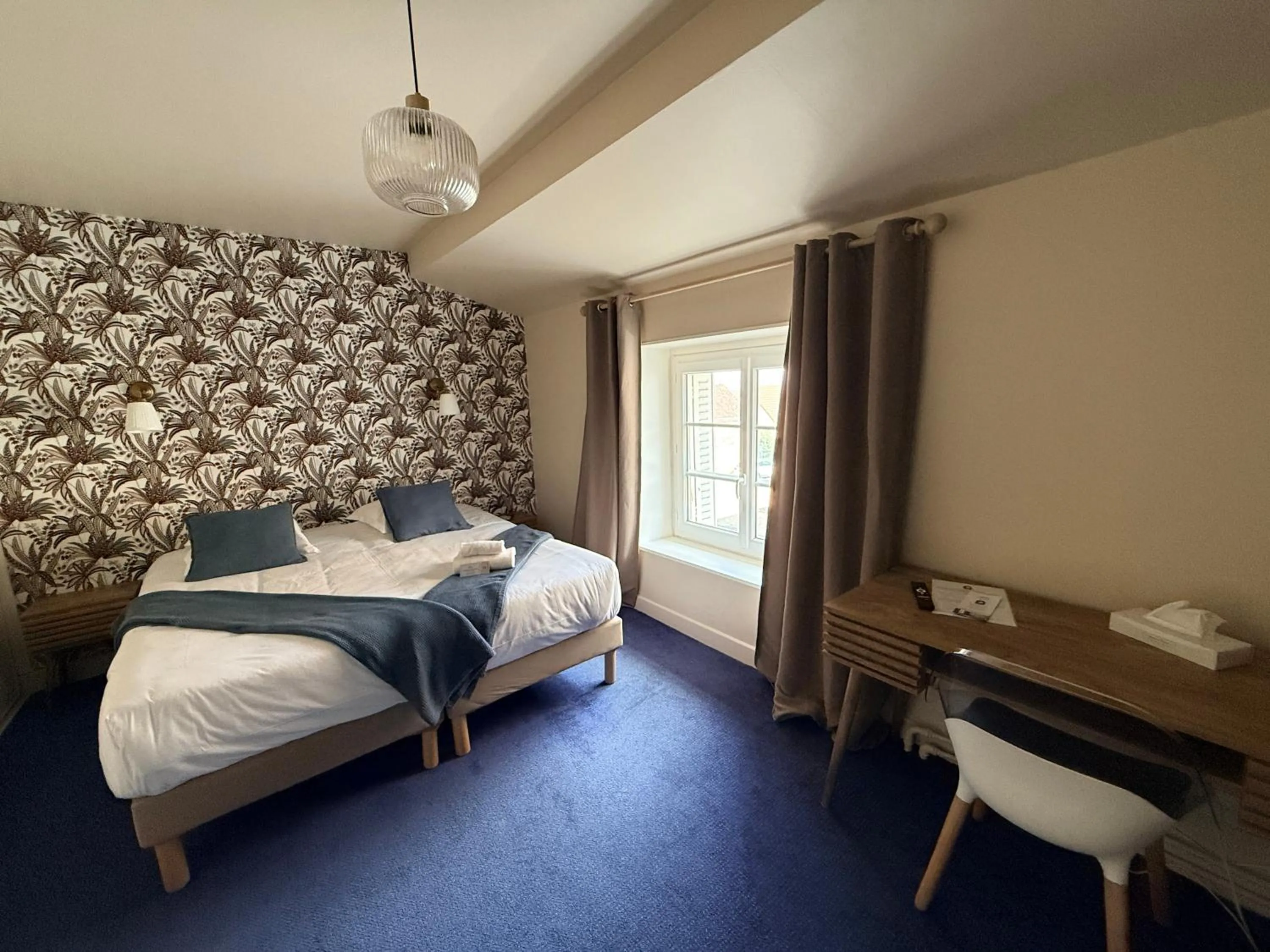 Bed in Hôtel Le Clos des Arts