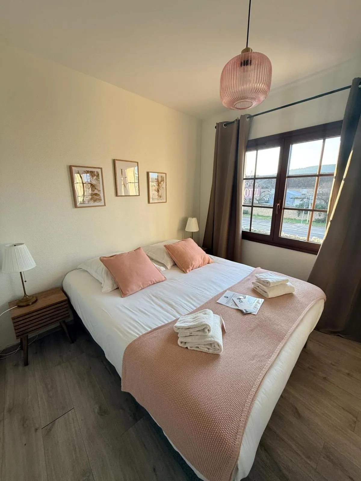 Bed in Hôtel Le Clos des Arts