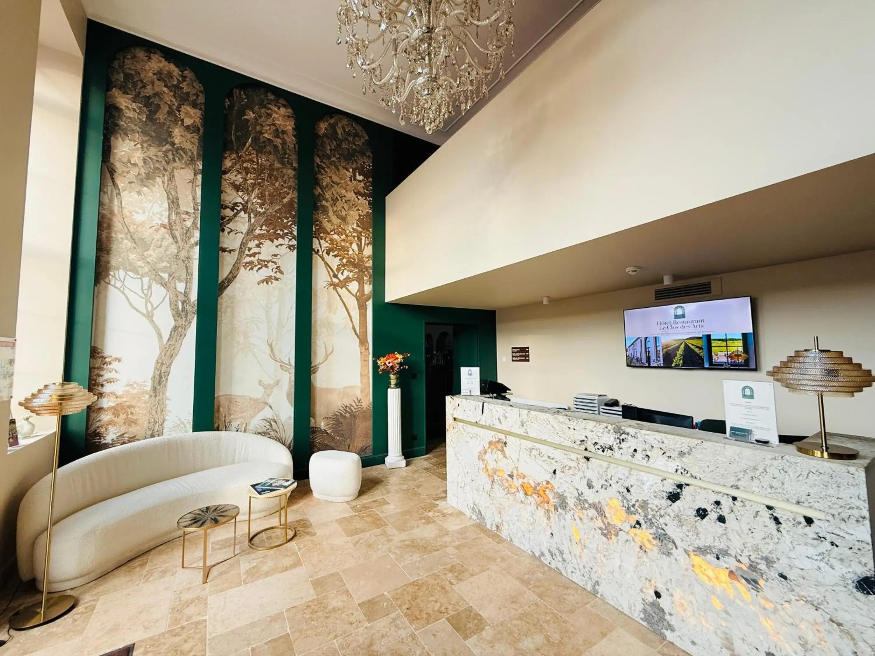 Comfort Double or Twin Room in Hôtel Le Clos des Arts Comfort Double or Twin Room in Hôtel Le Clos des Arts