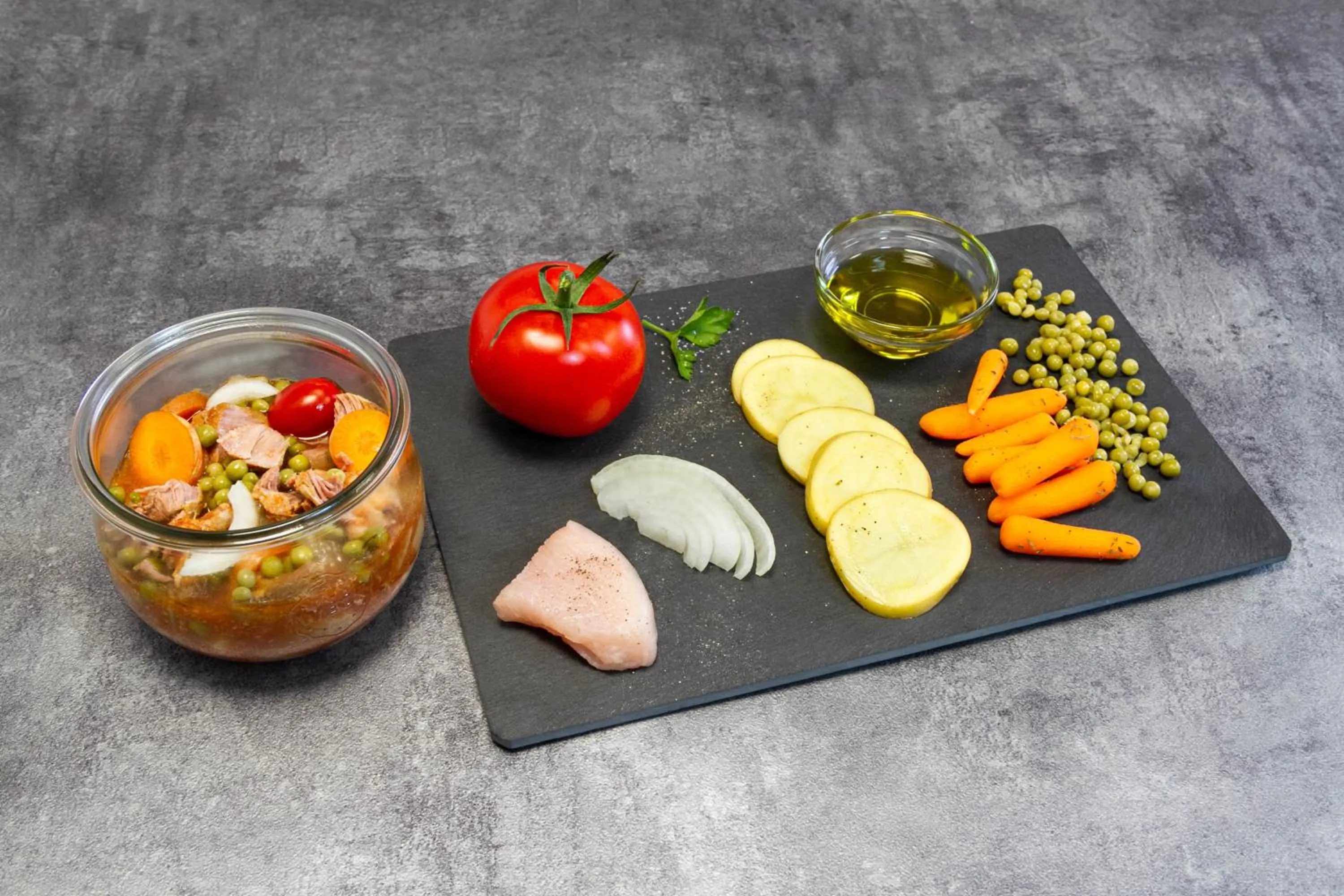 Lunch in Comfort Aparthotel Lourdes L'Acacia