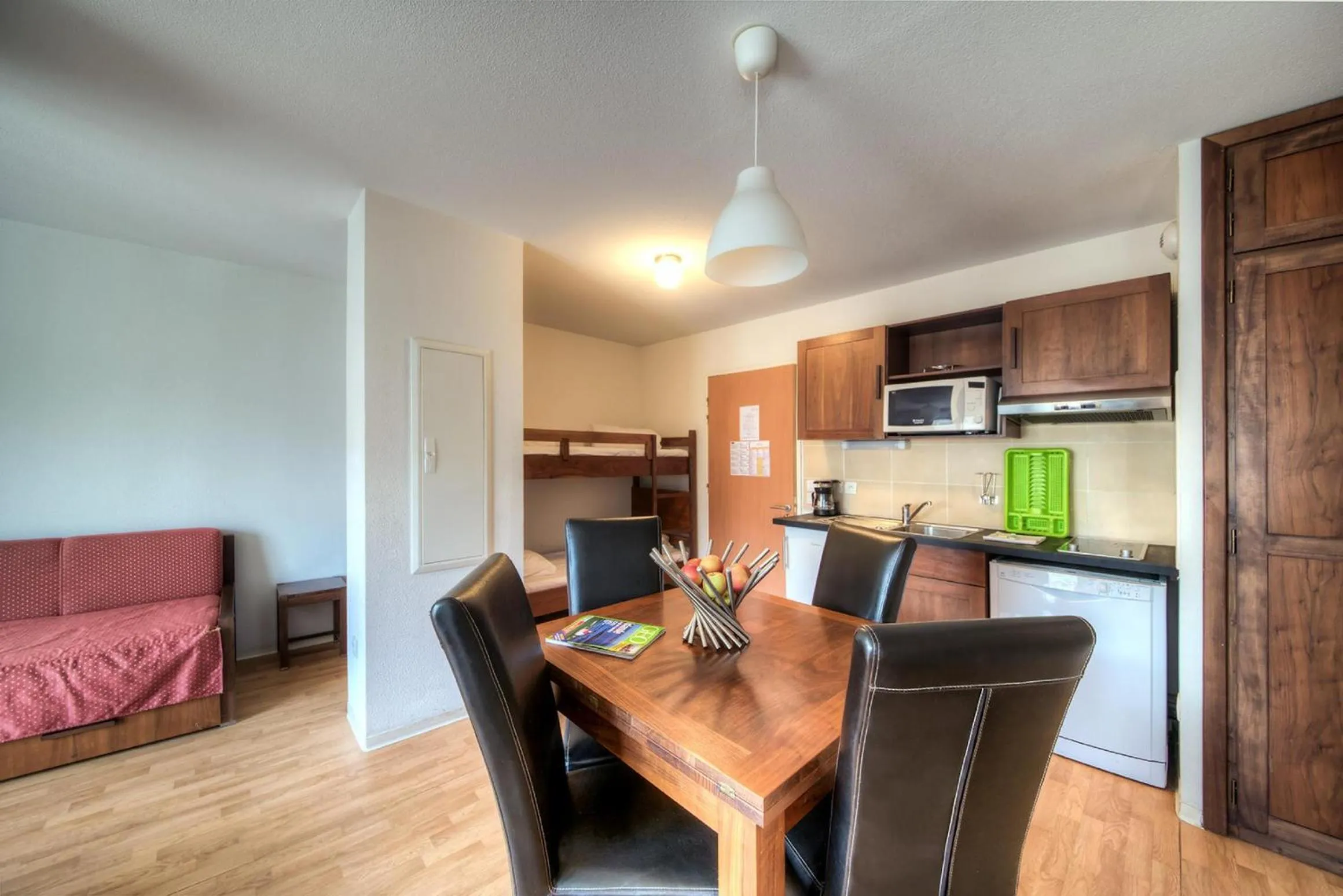 Photo of the whole room in Comfort Aparthotel Lourdes L'Acacia