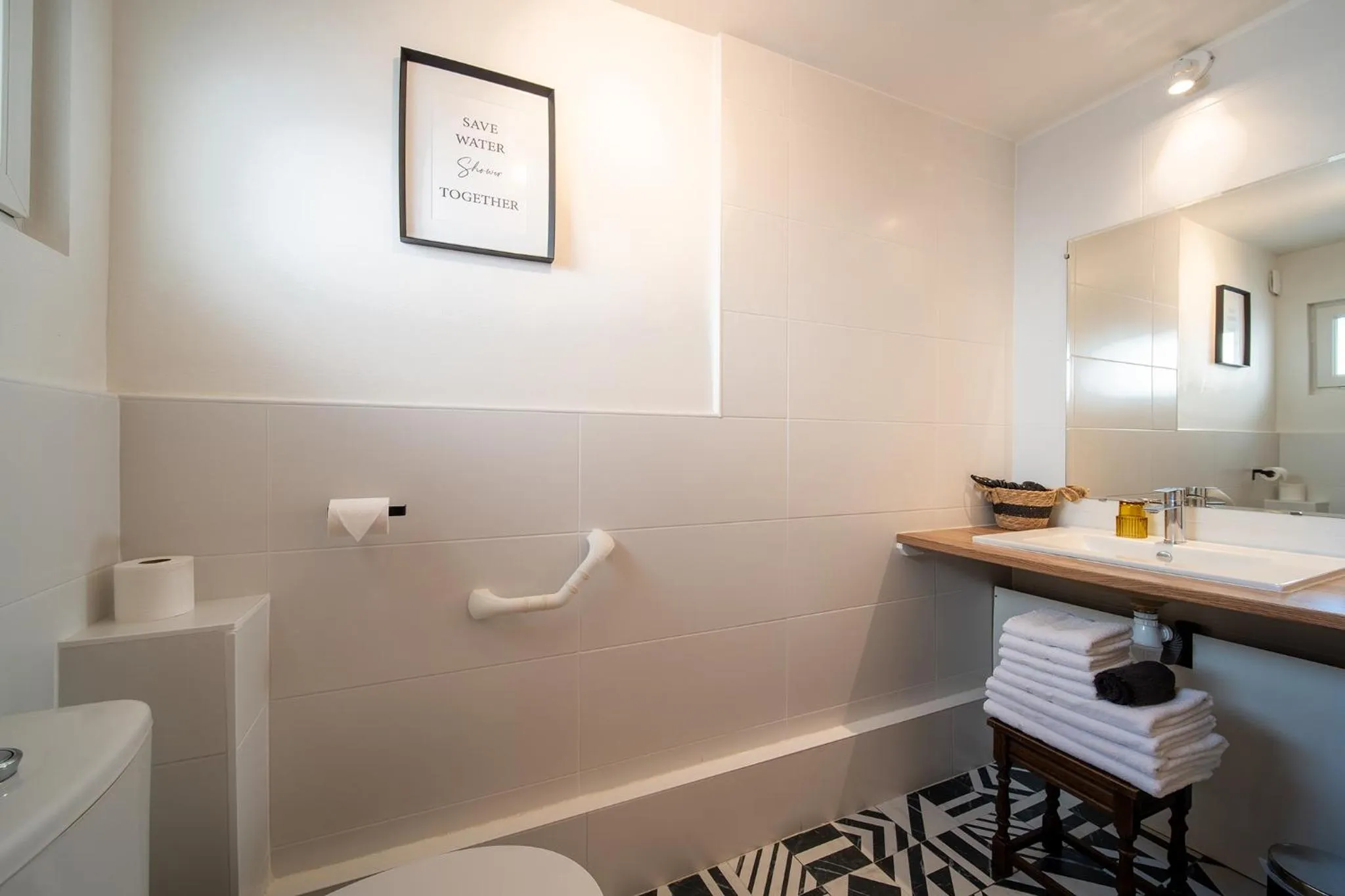 Bathroom in Hôtel Rive Sud