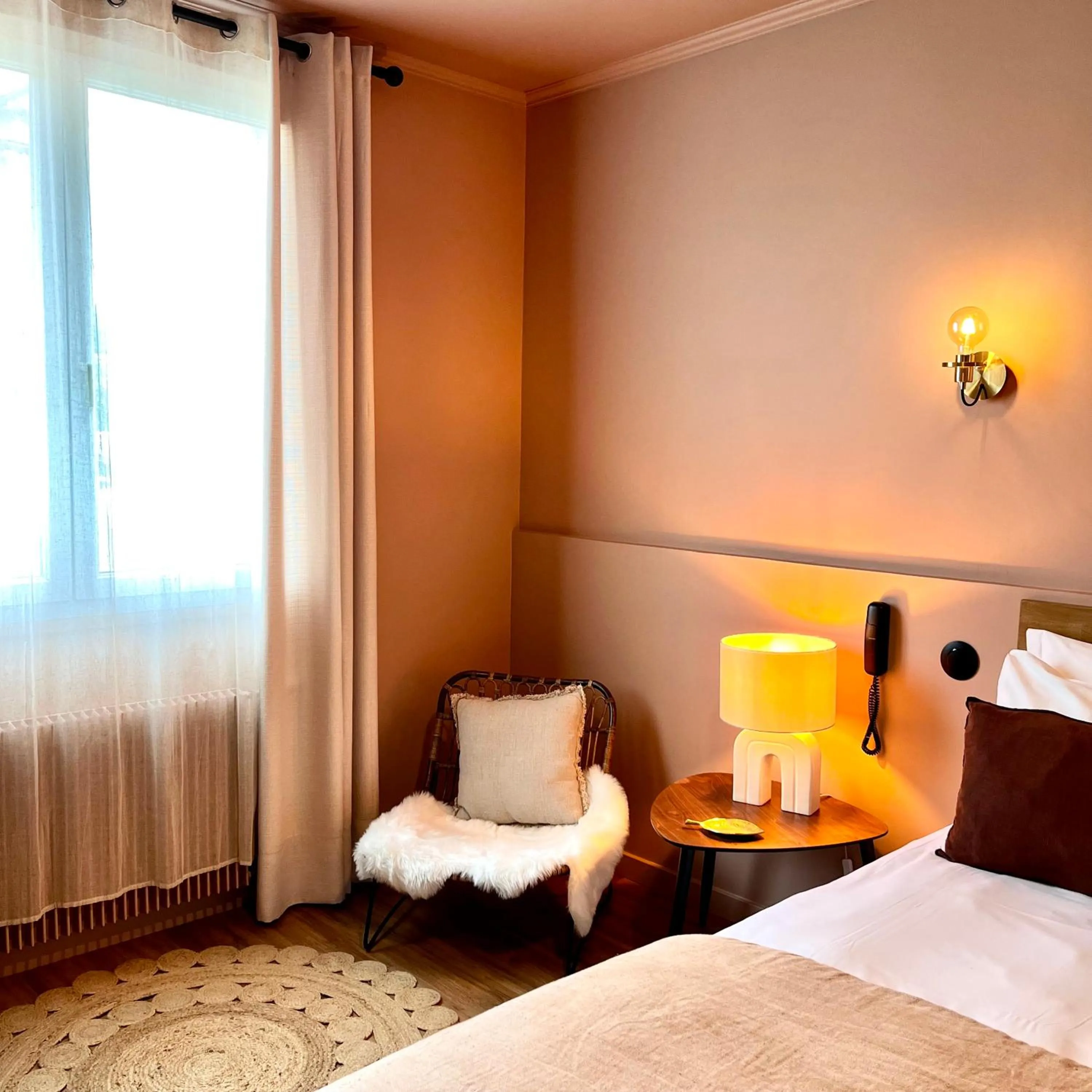 Photo of the whole room, Bed in Hôtel Rive Sud
