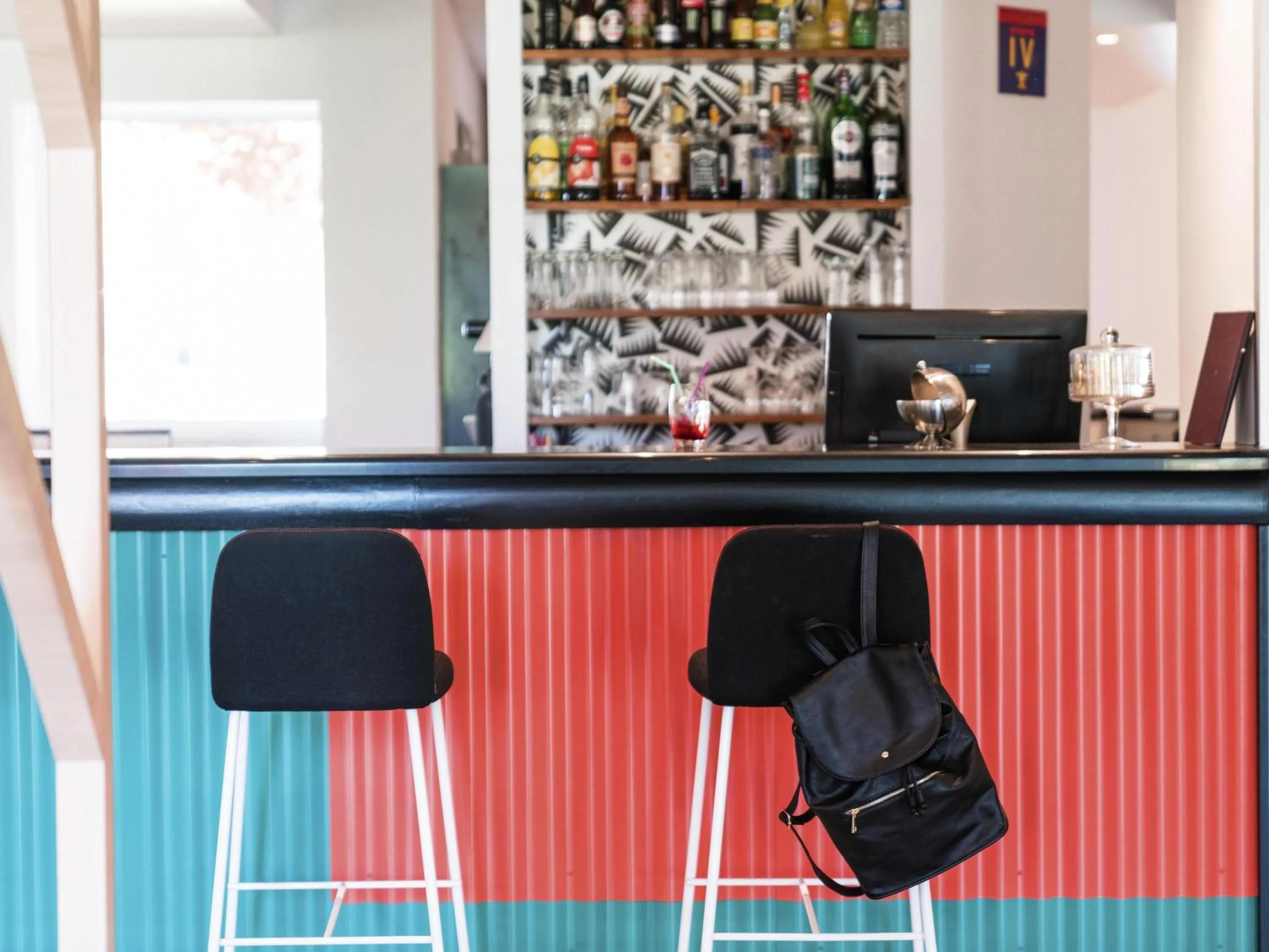 Lounge or bar in ibis Styles Marseille Plan de Campagne