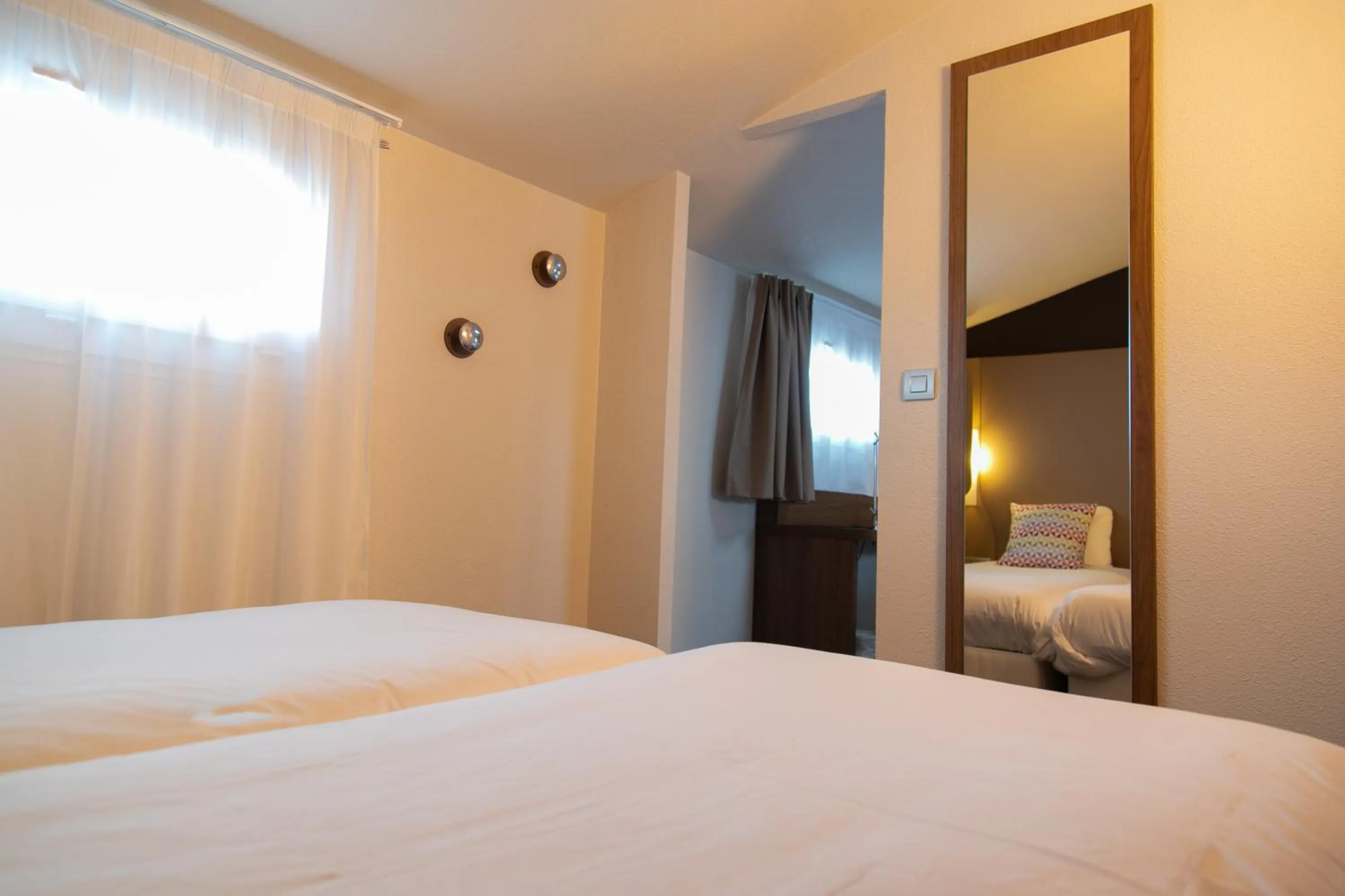 children, Bed in Campanile Toulouse - Blagnac Aéroport