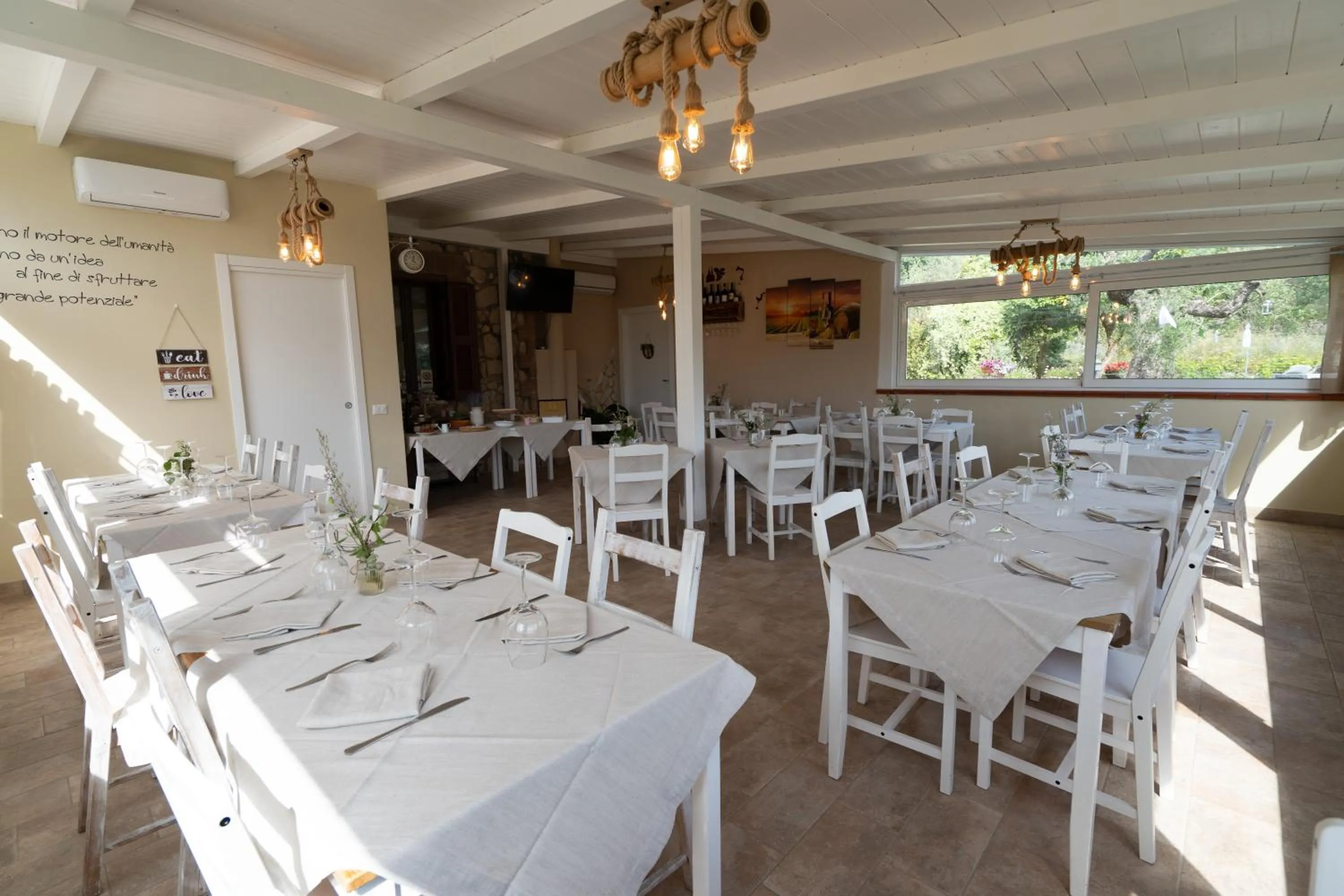 Restaurant/places to eat in Agriturismo Country Casale Rufo