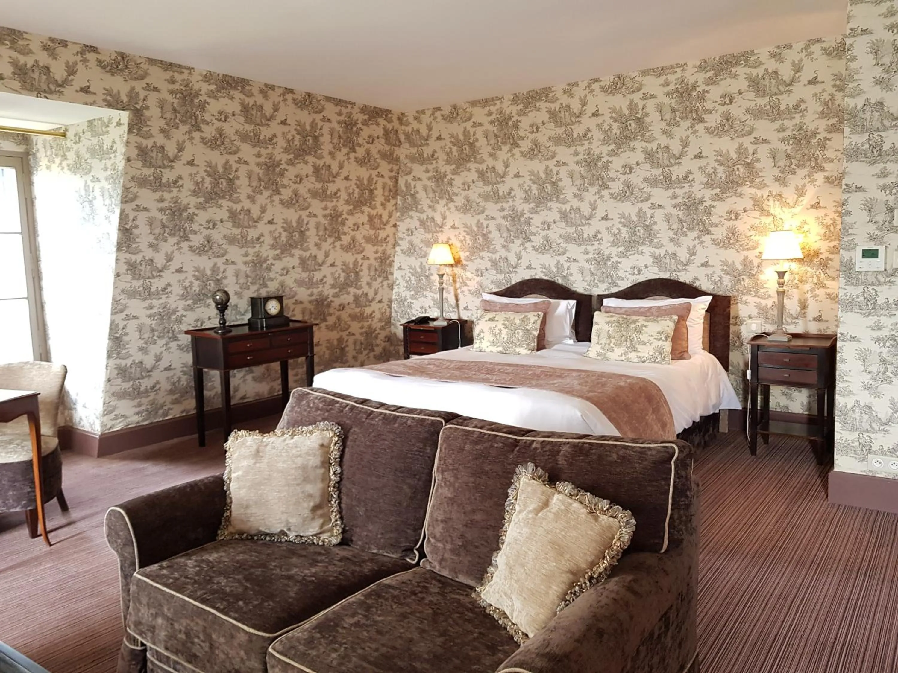 Garden view, Bed in Château de Lalande - Teritoria - Périgueux