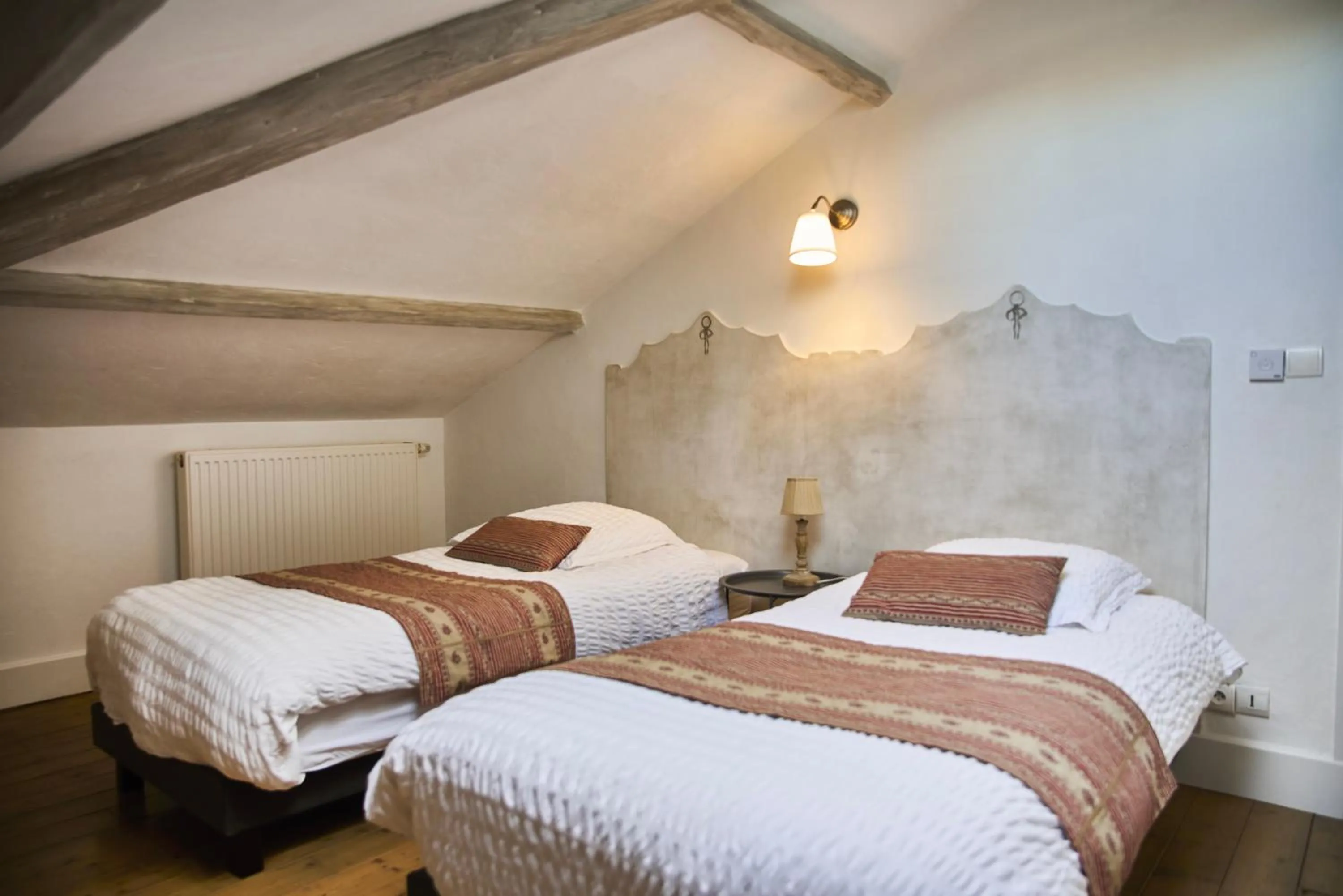 Bedroom, Bed in La Villa des Charmilles