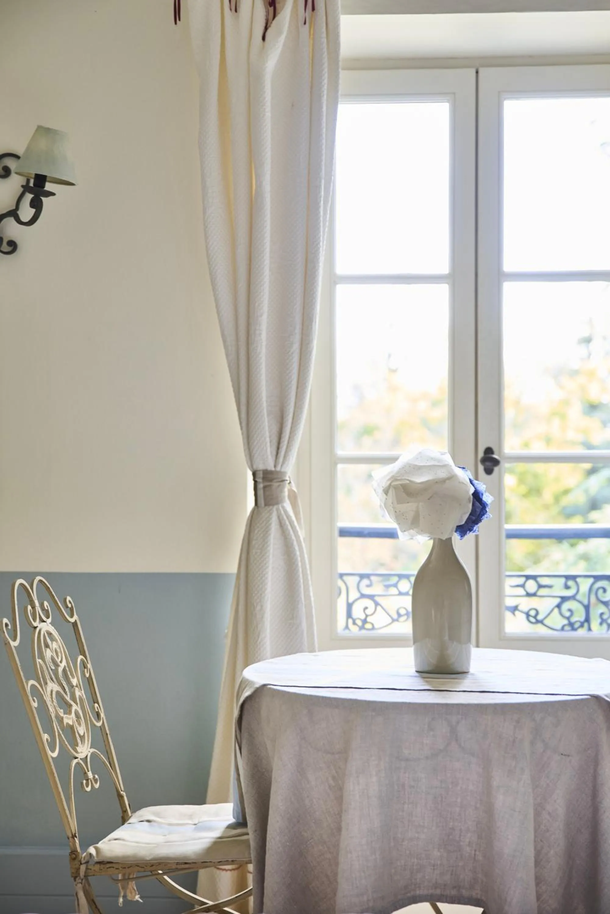 Decorative detail in La Villa des Charmilles