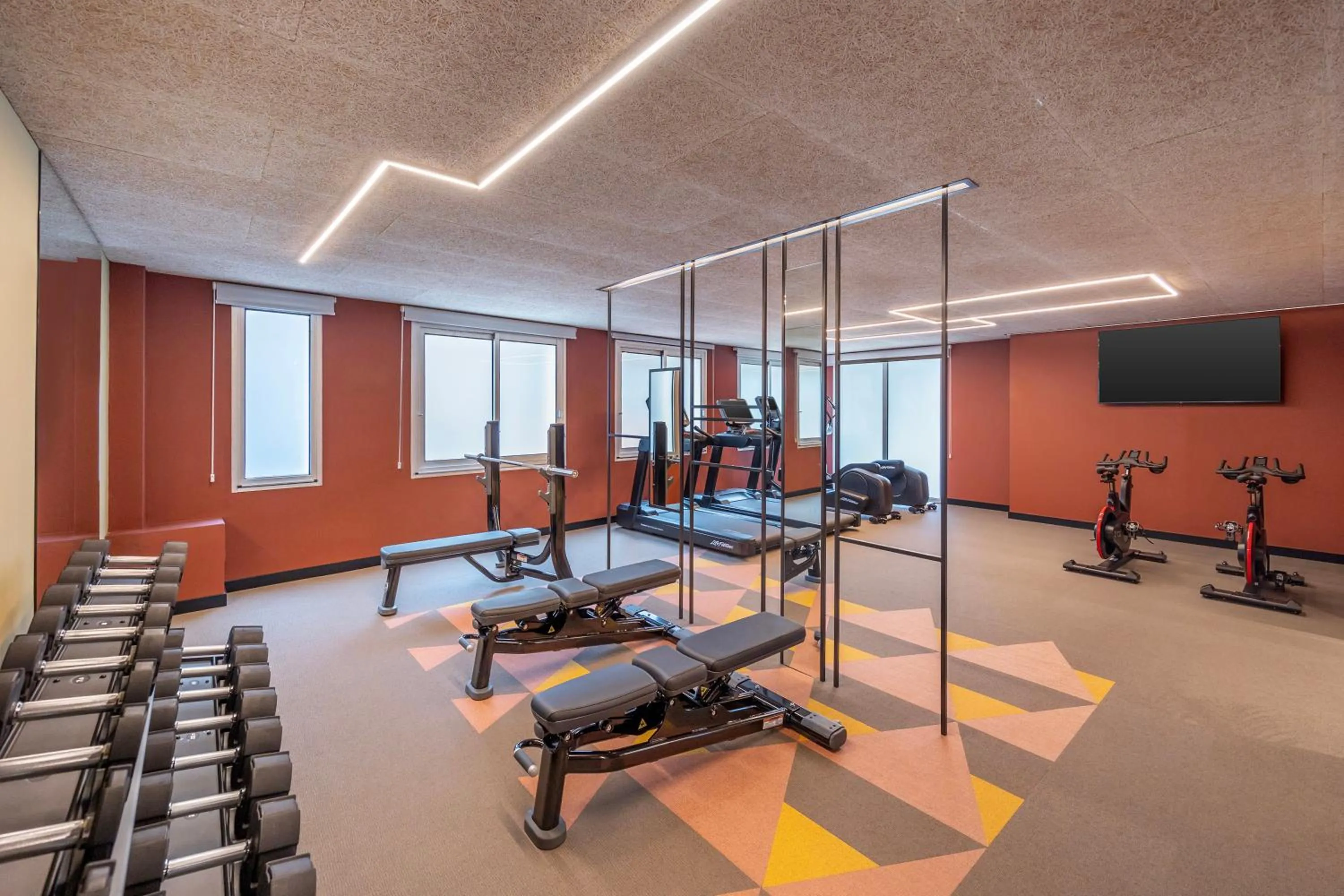 Fitness centre/facilities in Royal Regency Paris Vincennes