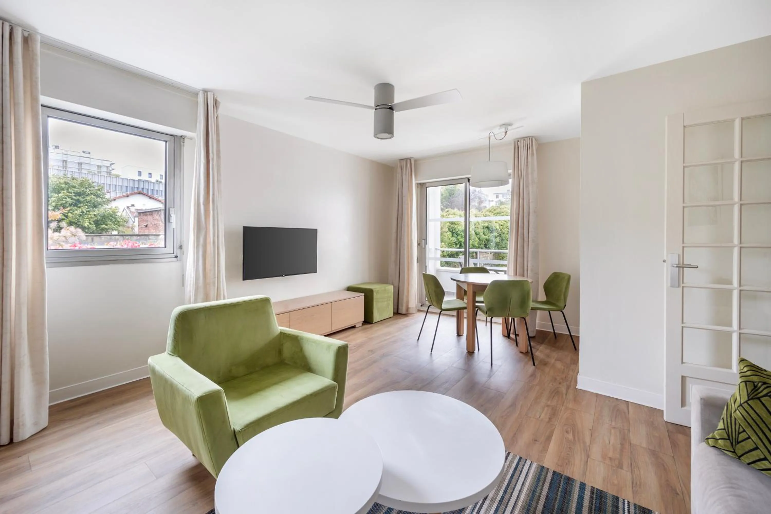 Living room in Royal Regency Paris Vincennes