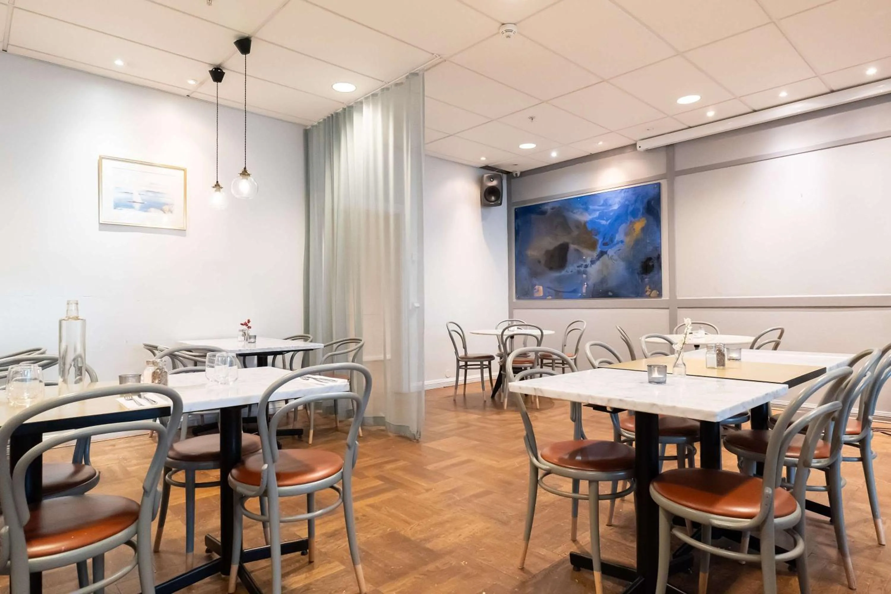 Restaurant/places to eat in Park Inn by Radisson Solna