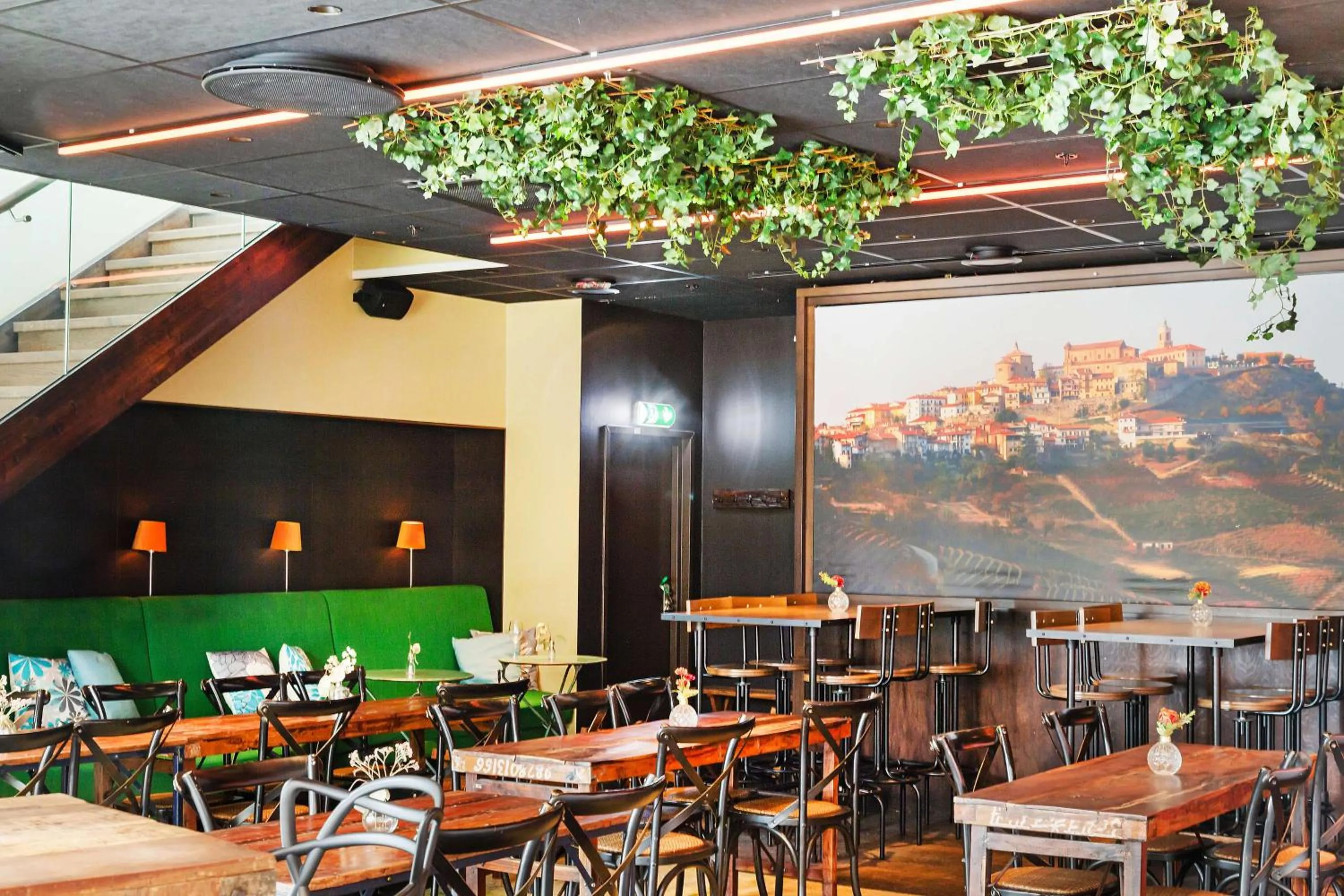 Lounge or bar in Park Inn by Radisson Solna