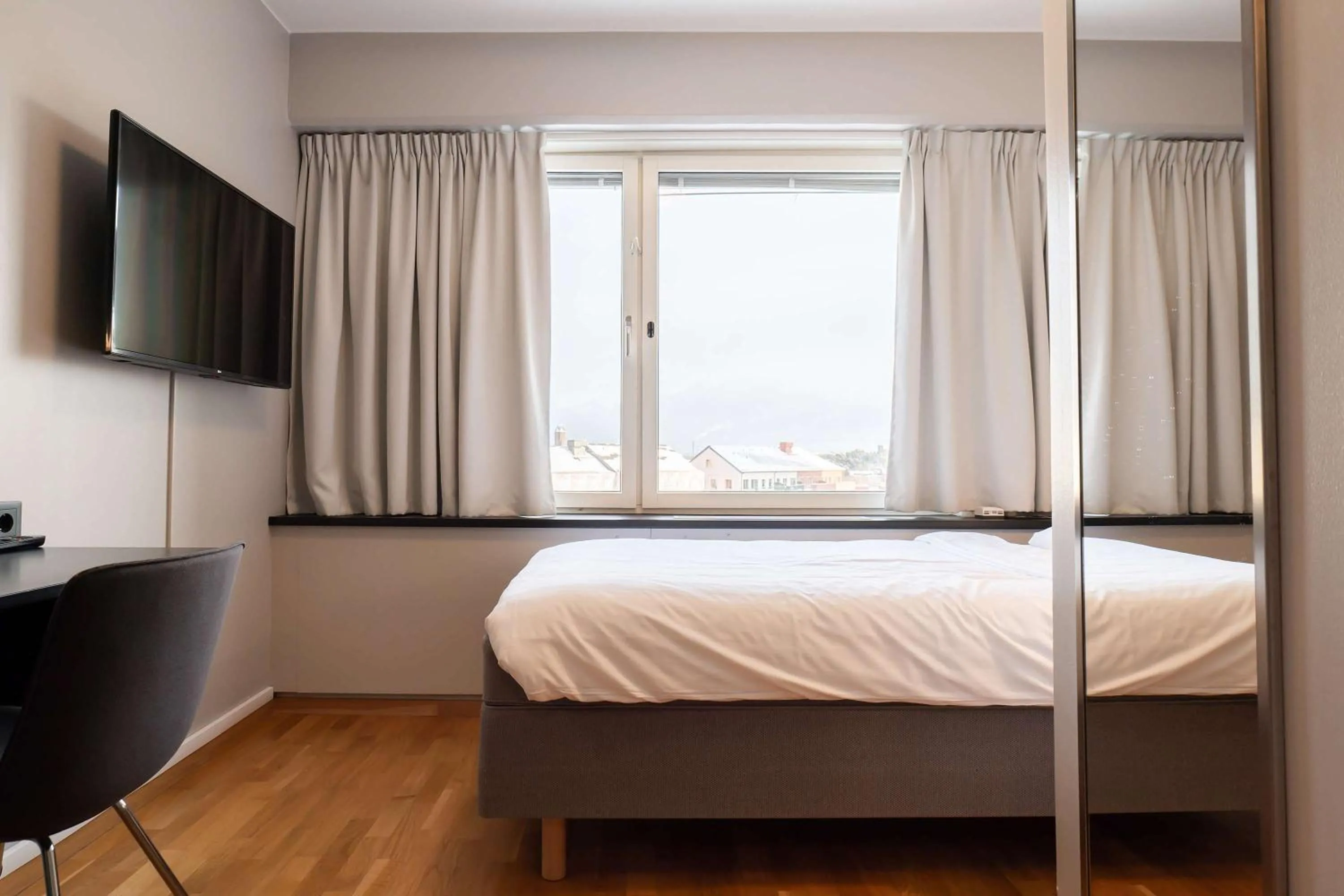 Bedroom, Bed in Park Inn by Radisson Solna