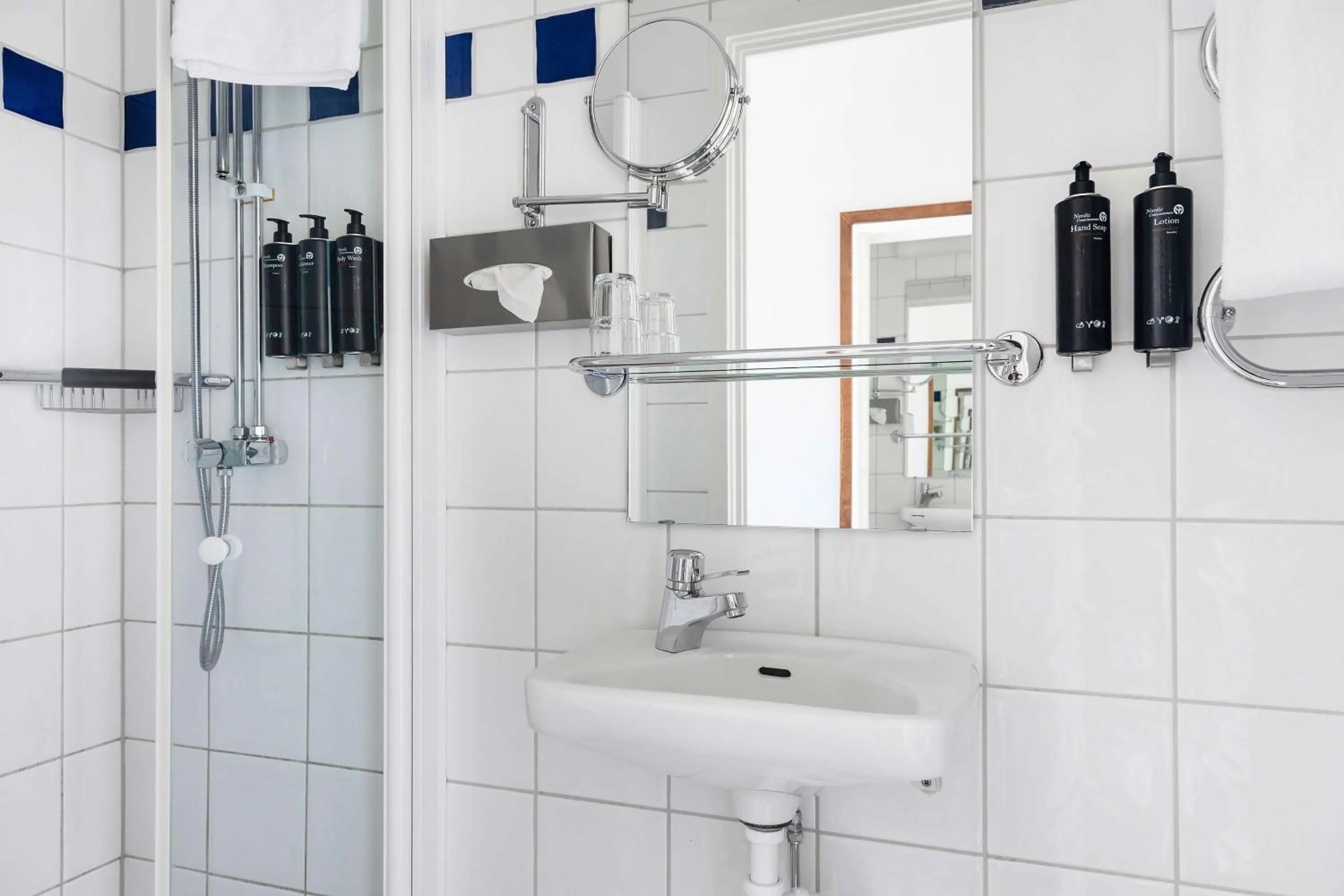 Bathroom in Park Inn by Radisson Solna