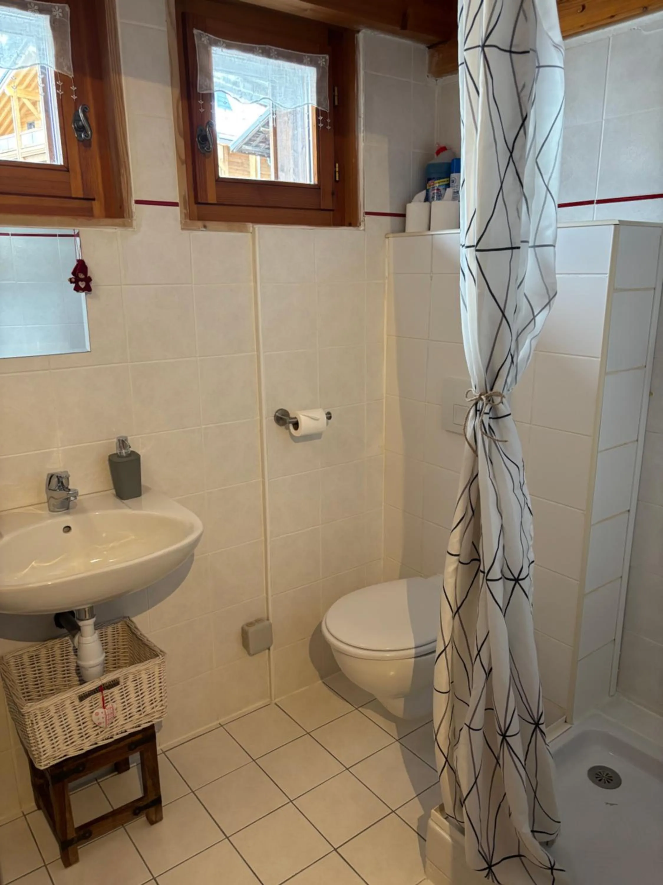 Central Hostel Chatel