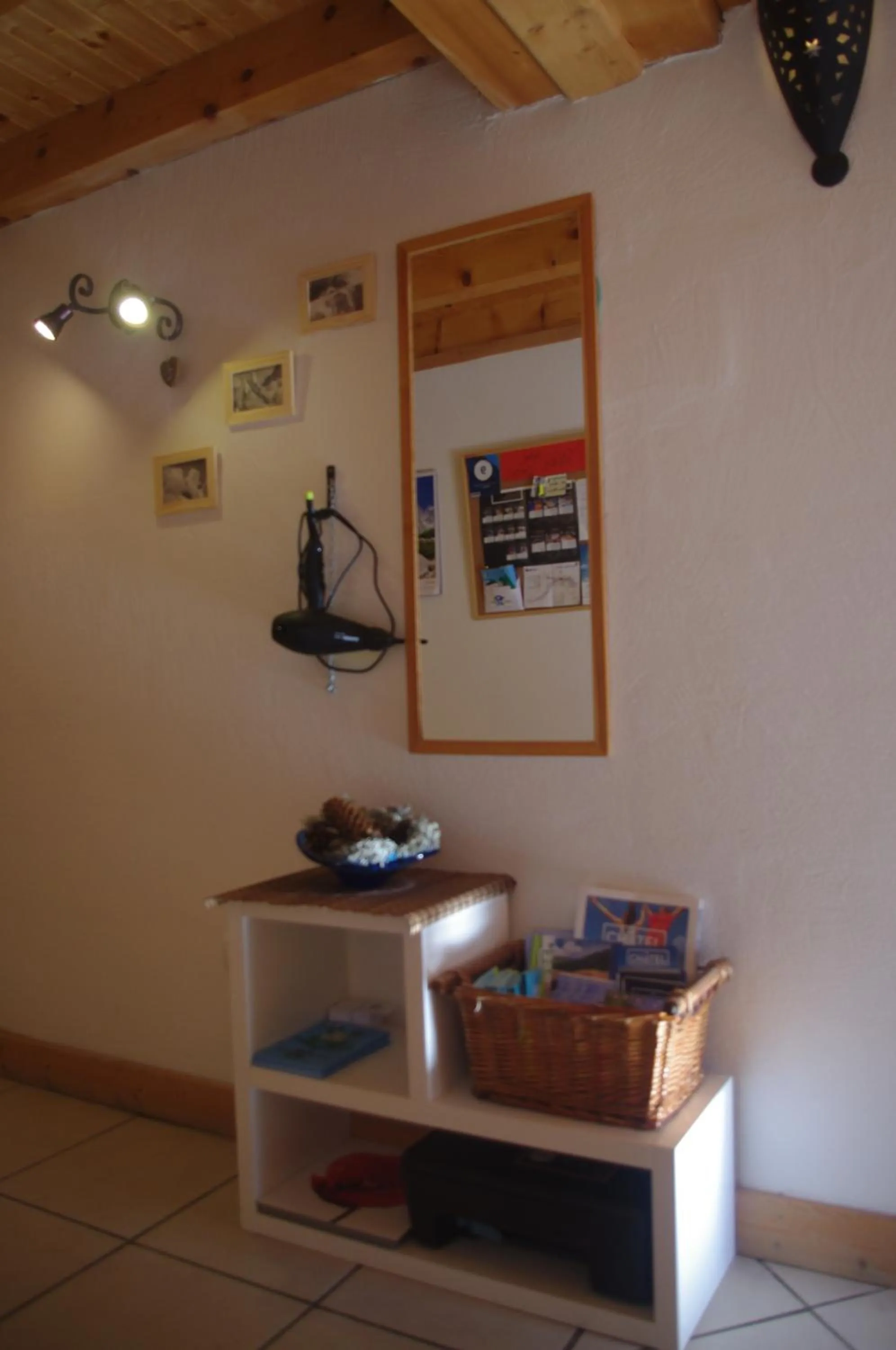 Area and facilities in Central Hostel Chatel