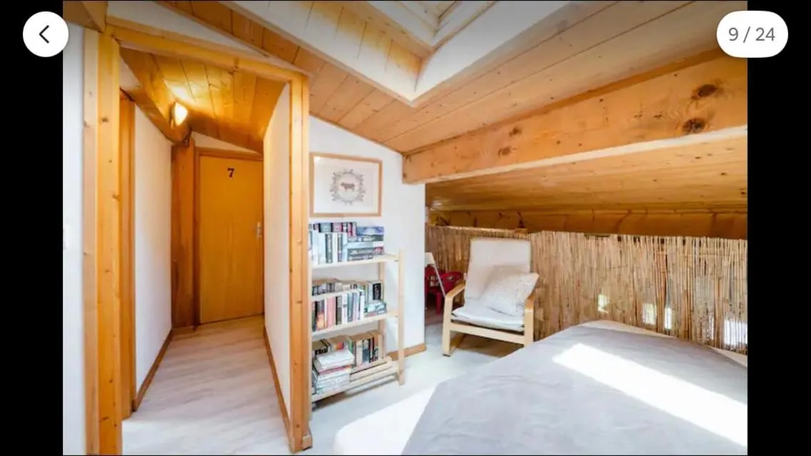 Bed in Central Hostel Chatel