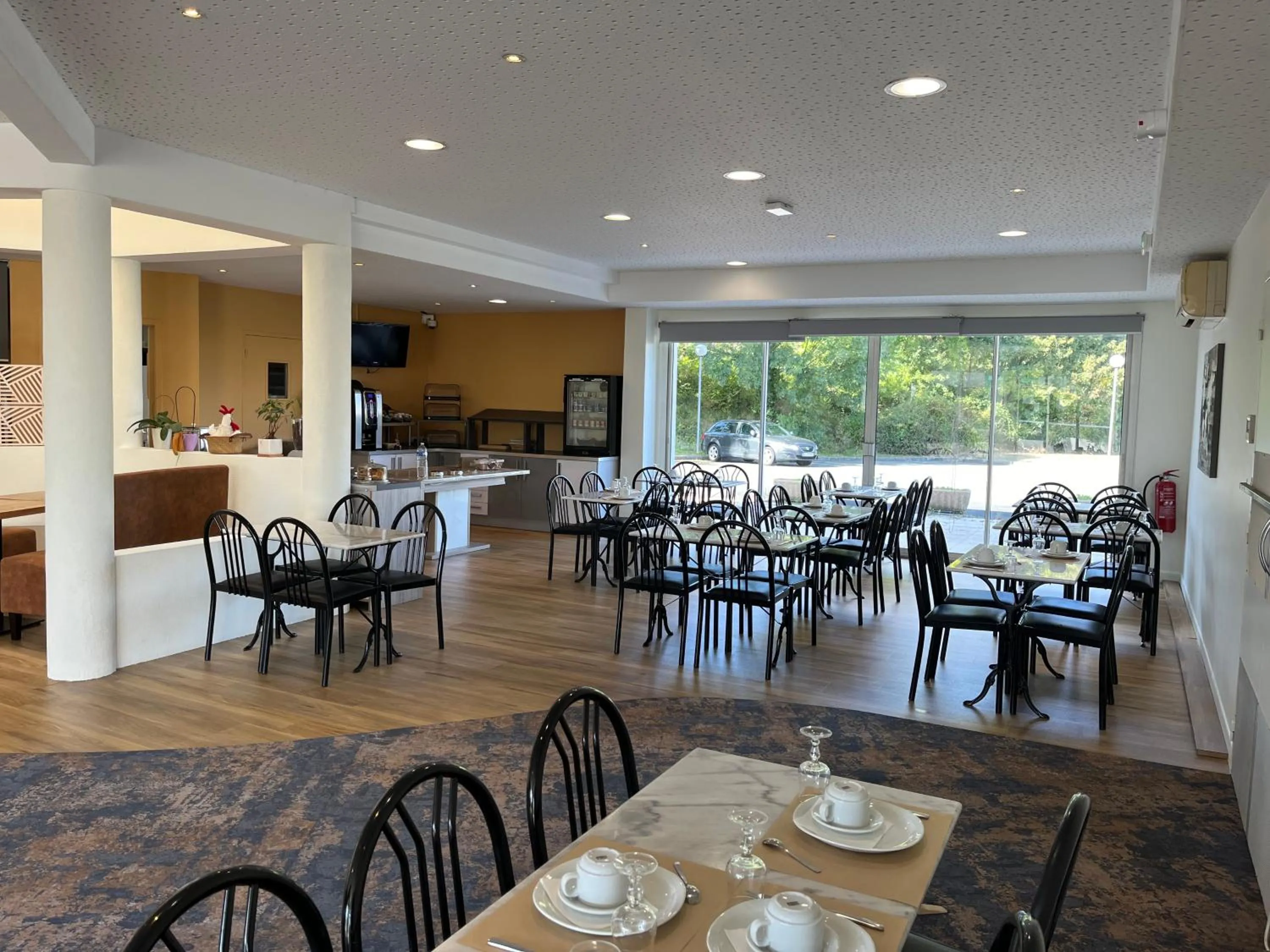 Breakfast in Comfort Hotel Saintes