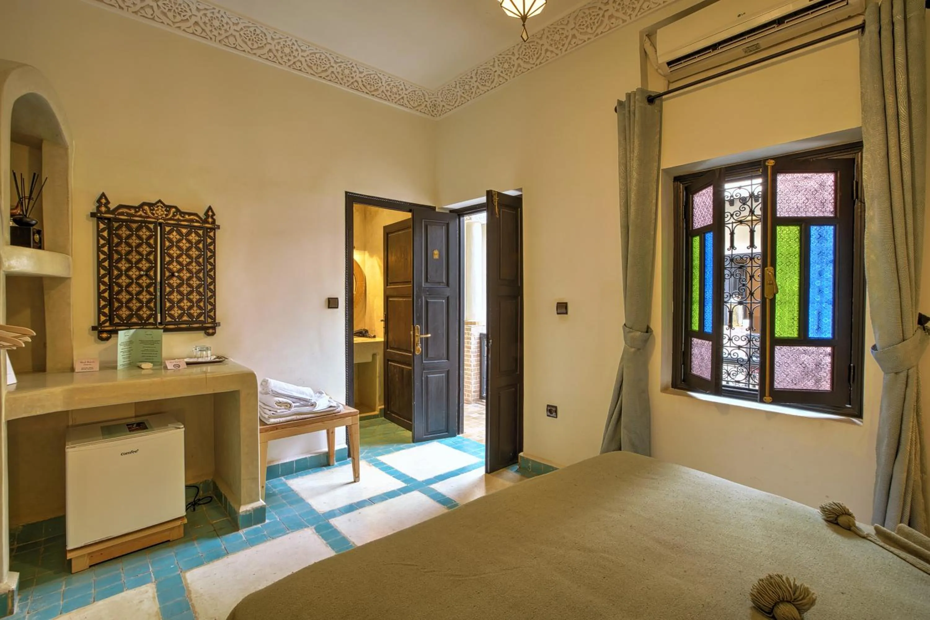 Bed in Riad Bijoux Marrakech