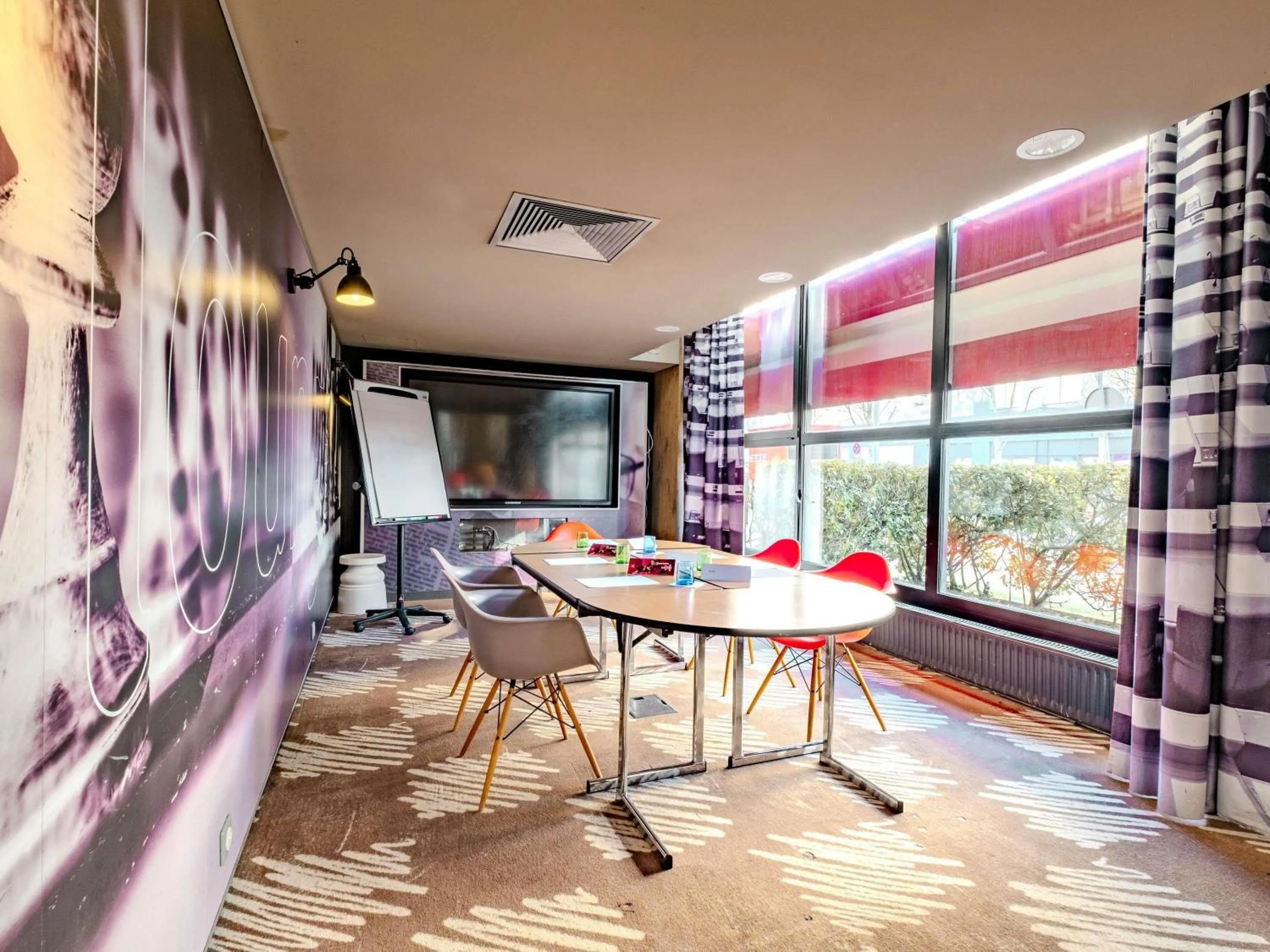 Meeting/conference room in ibis Marne La Vallee Champs-sur-Marne