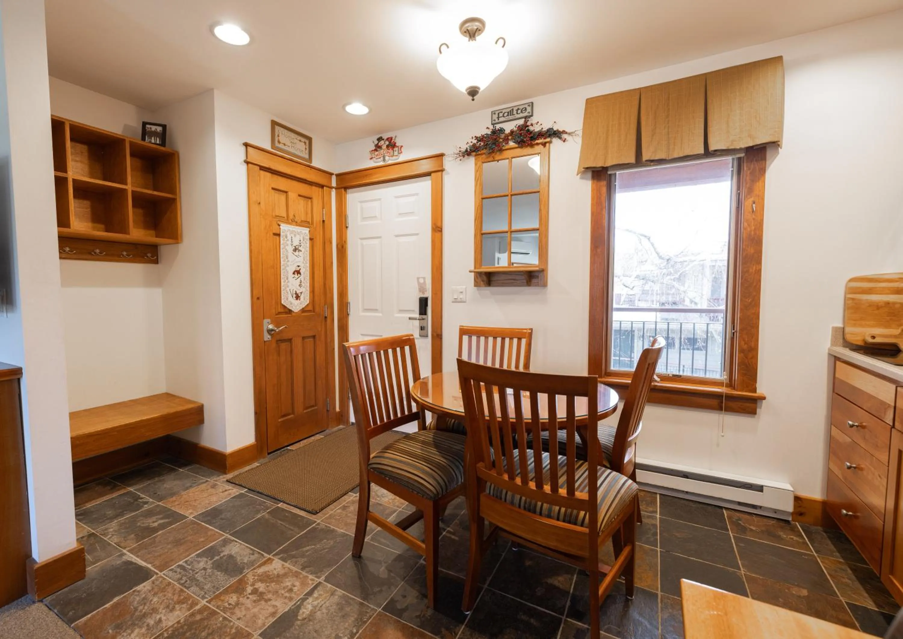 Dining area in Winwood Condominiums by Windham Mountain Club