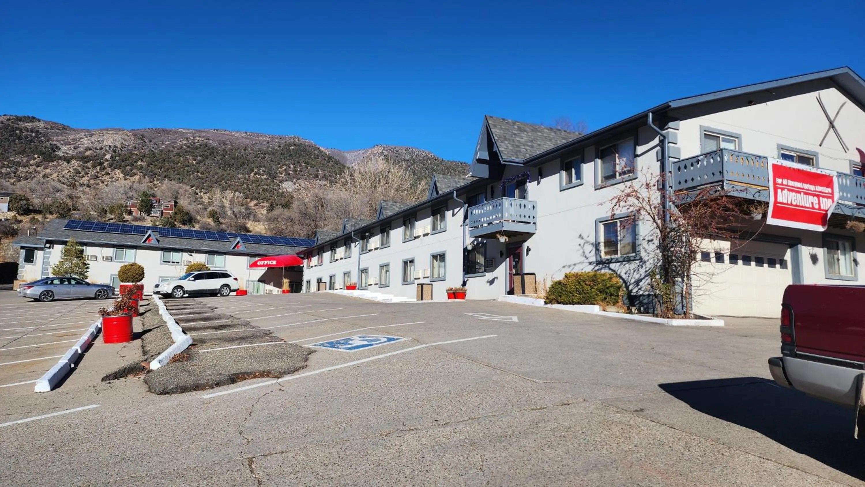 Property building in Adventure Inn - Glenwood Springs