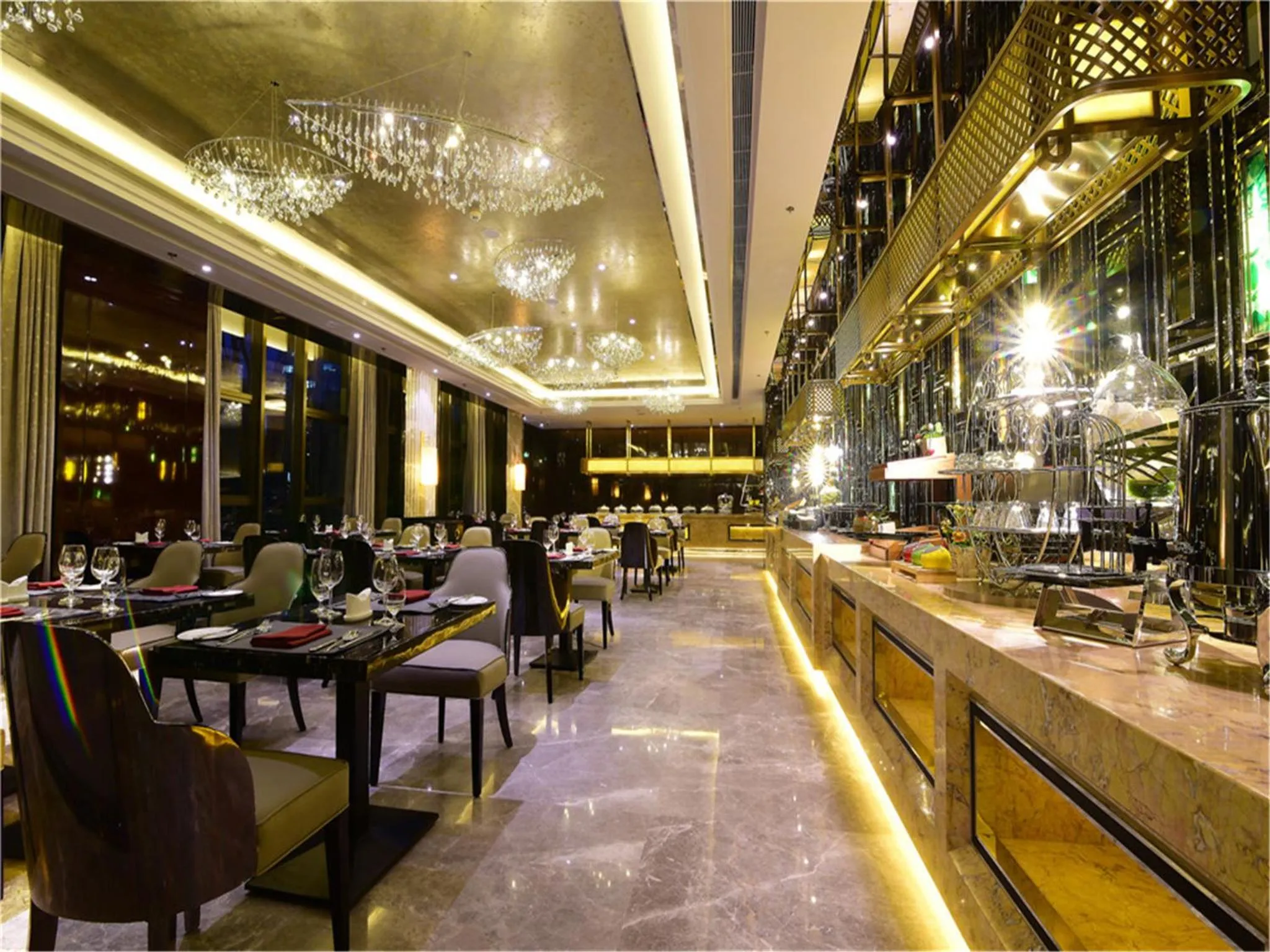 Restaurant/places to eat in Tylfull Hotel