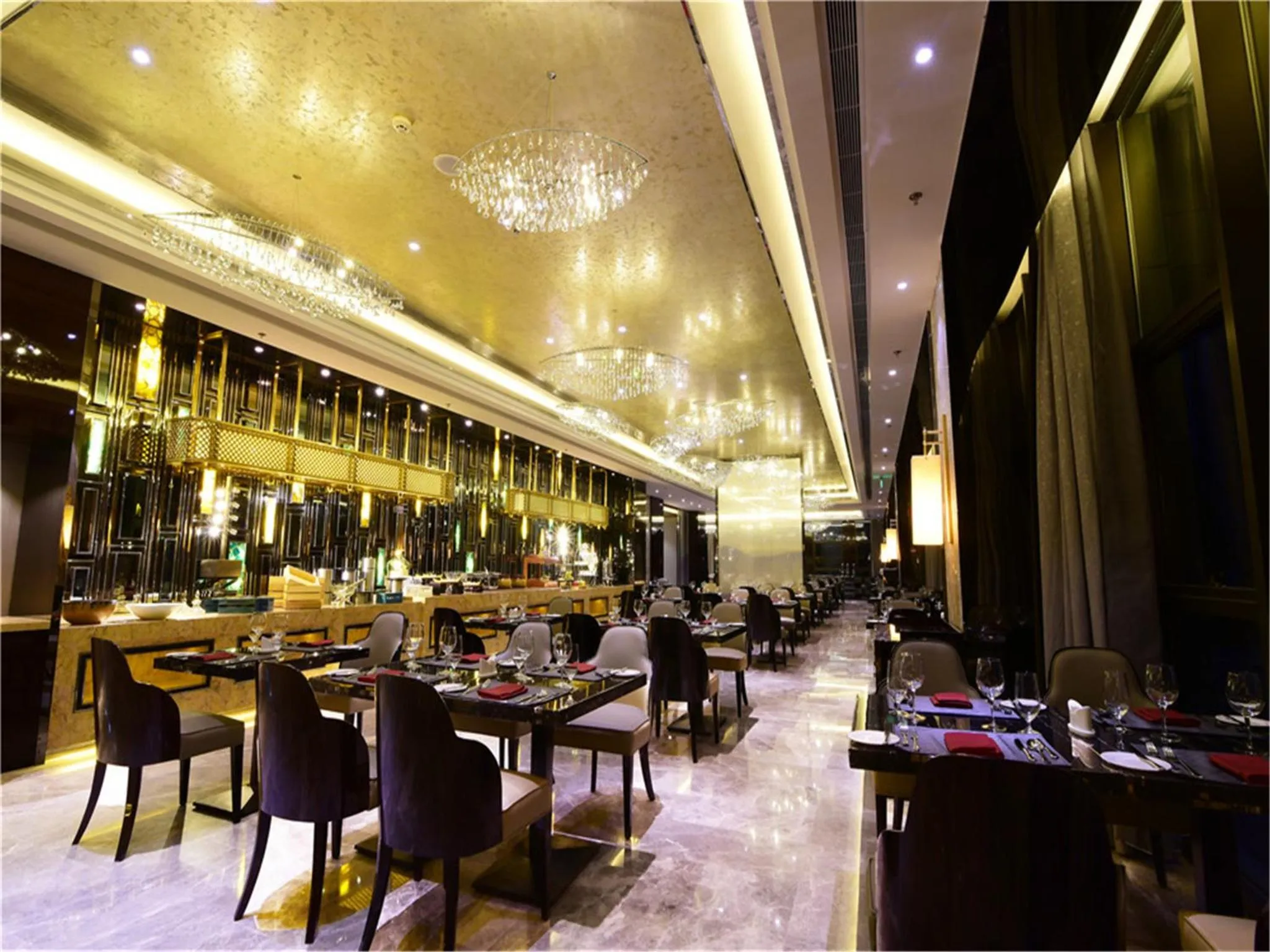 Restaurant/places to eat in Tylfull Hotel