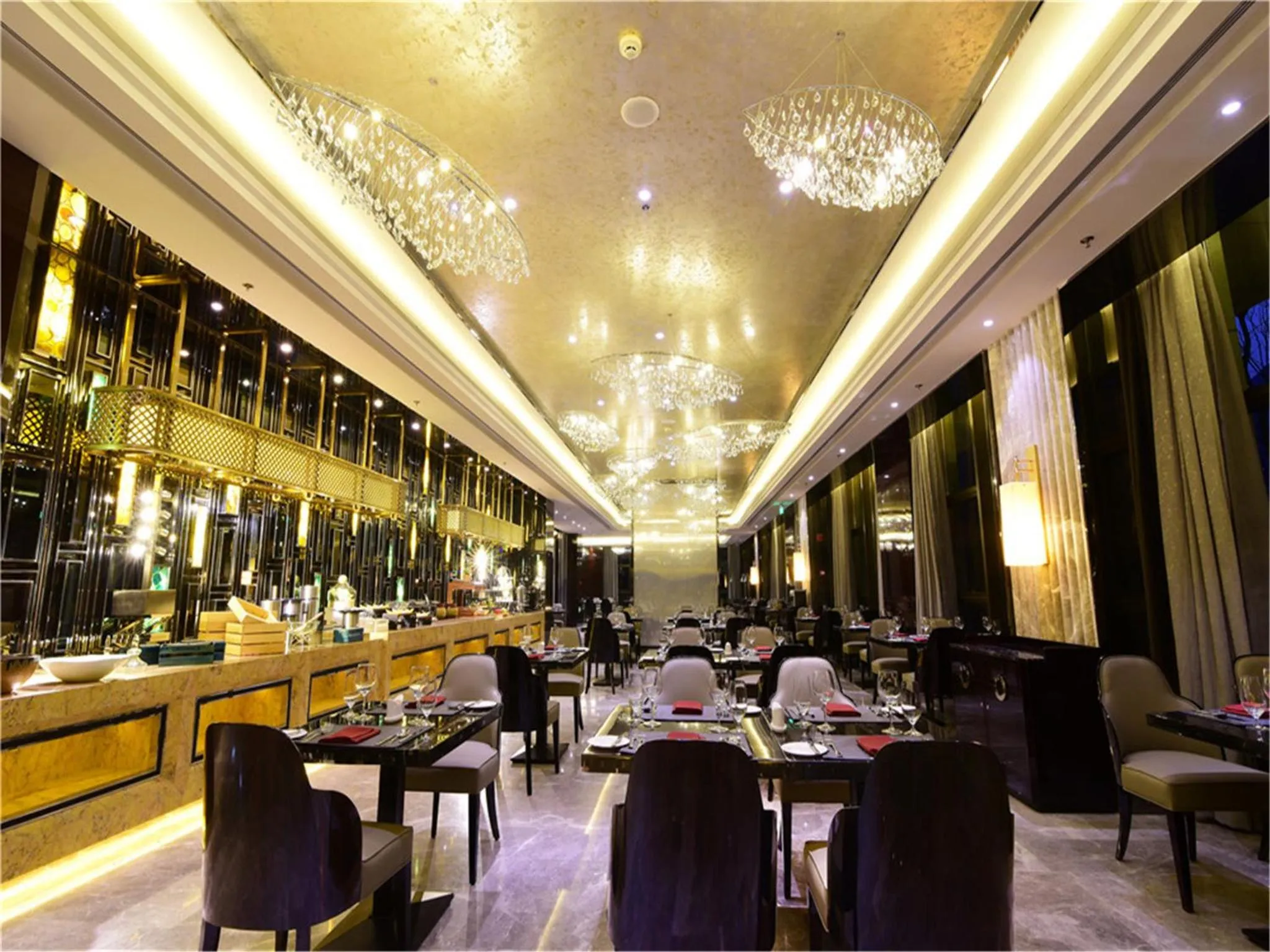 Restaurant/places to eat in Tylfull Hotel