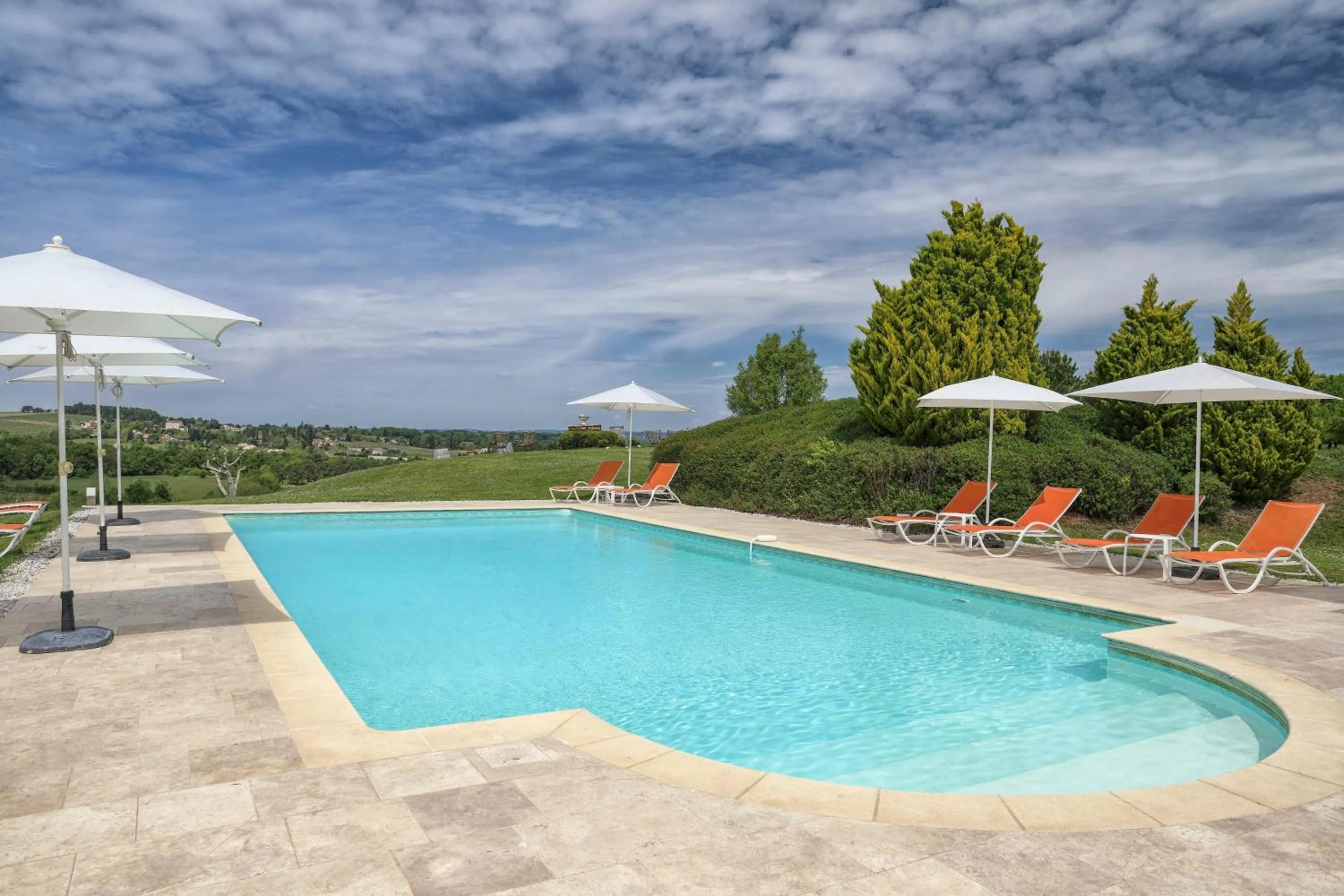 Swimming pool in La Chartreuse du Bignac - Teritoria
