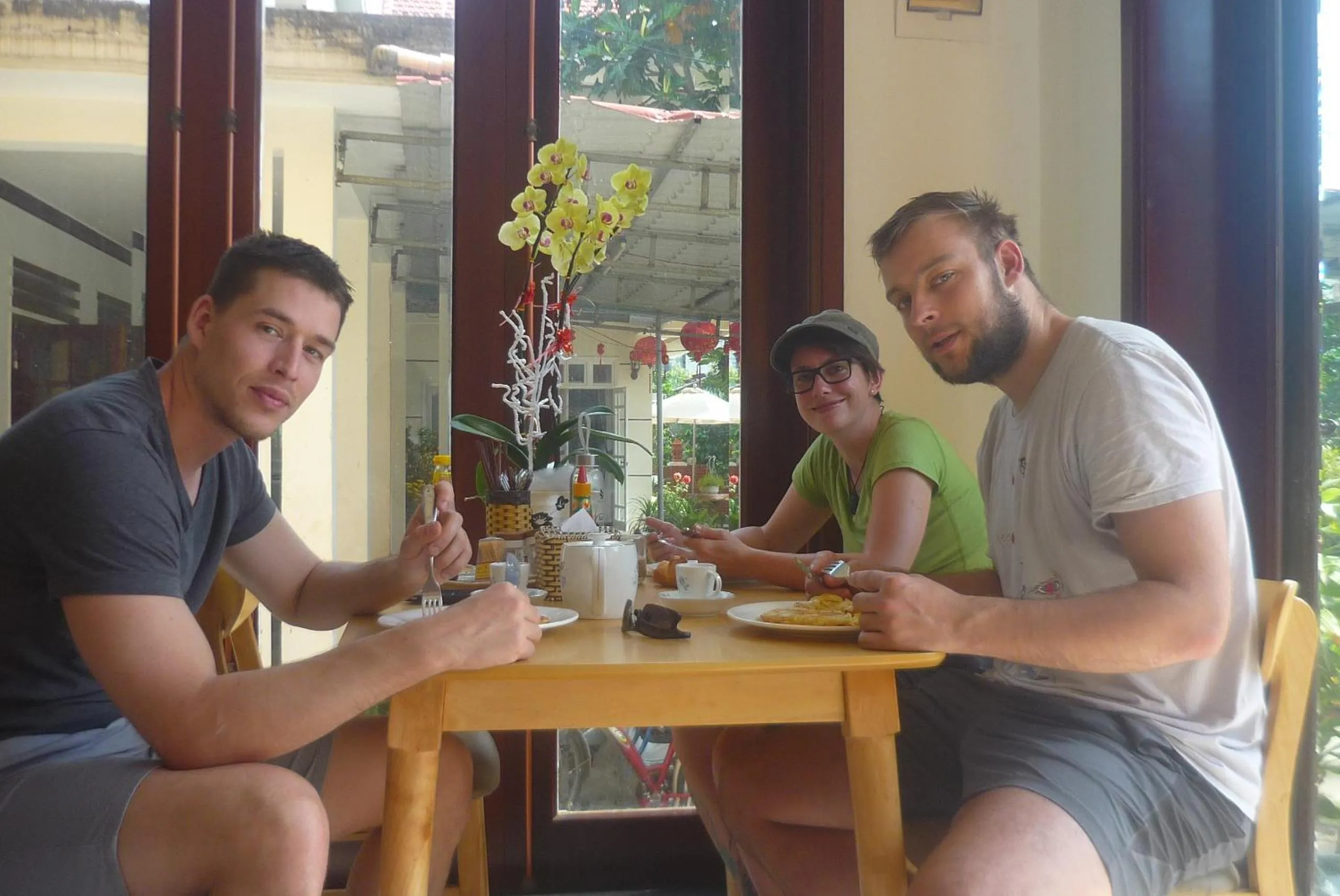 Restaurant/places to eat in Thinh Phuc Homestay