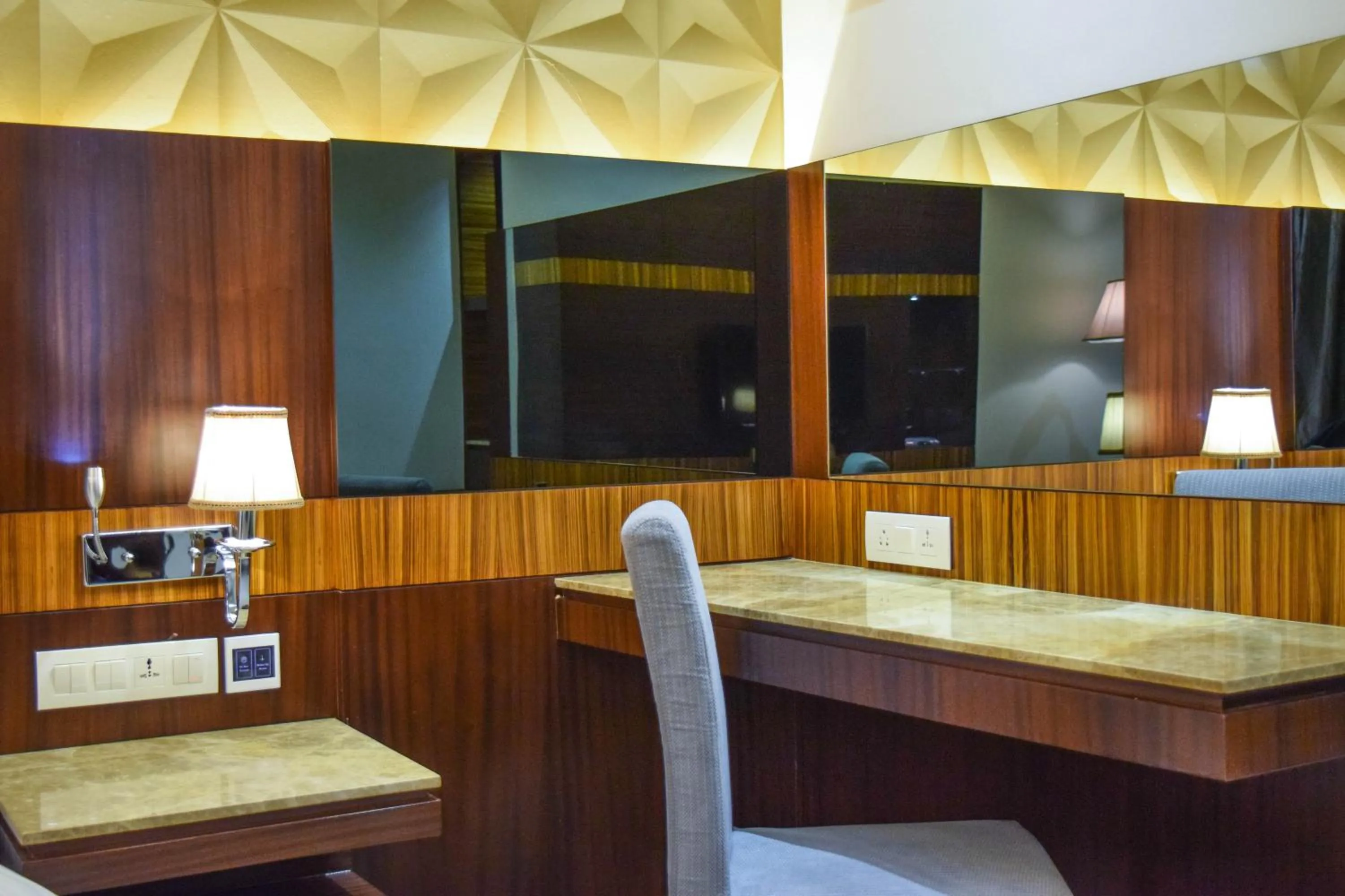 Seating area in Rg Royal Hotel