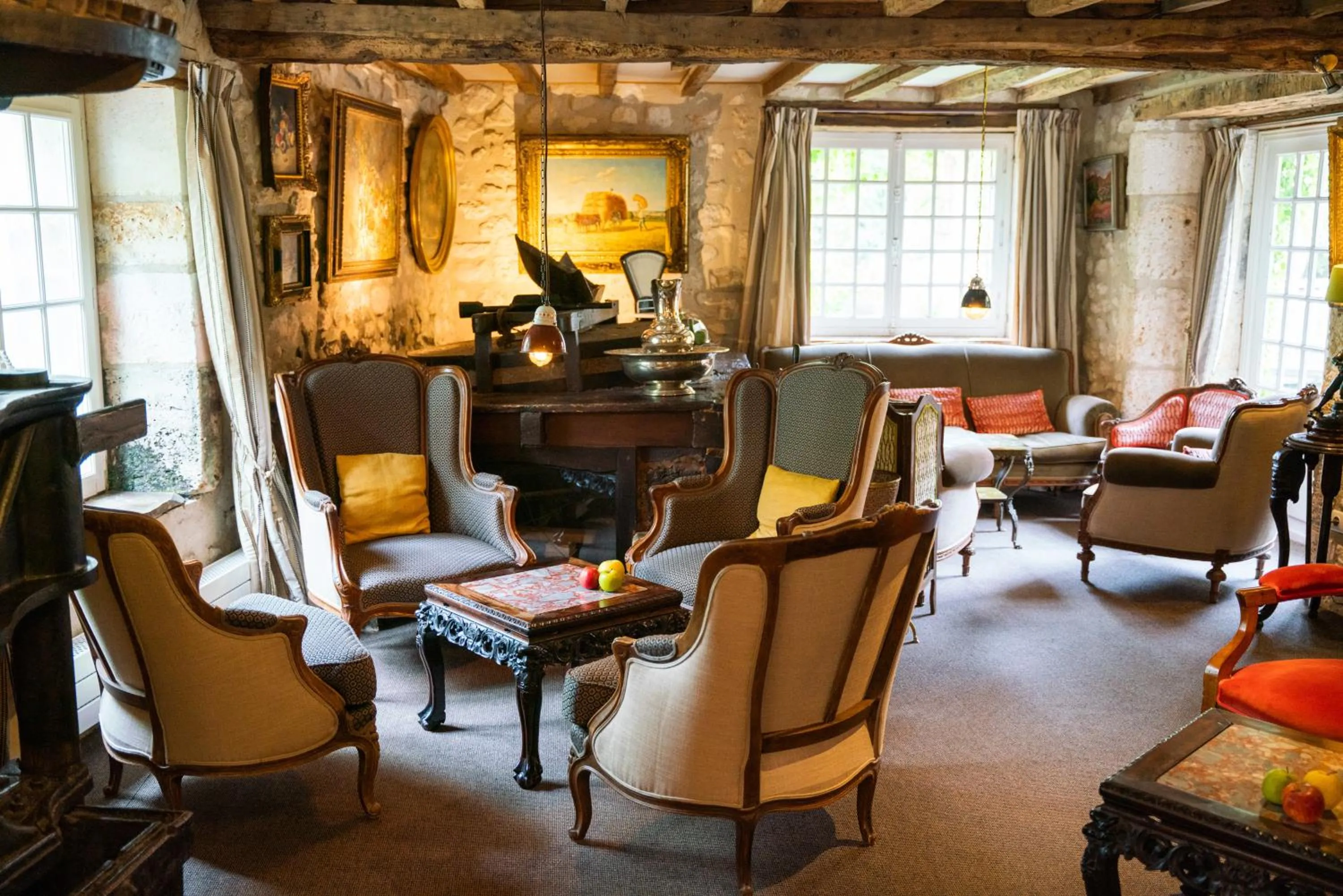 Lounge or bar in Le Moulin du Roc