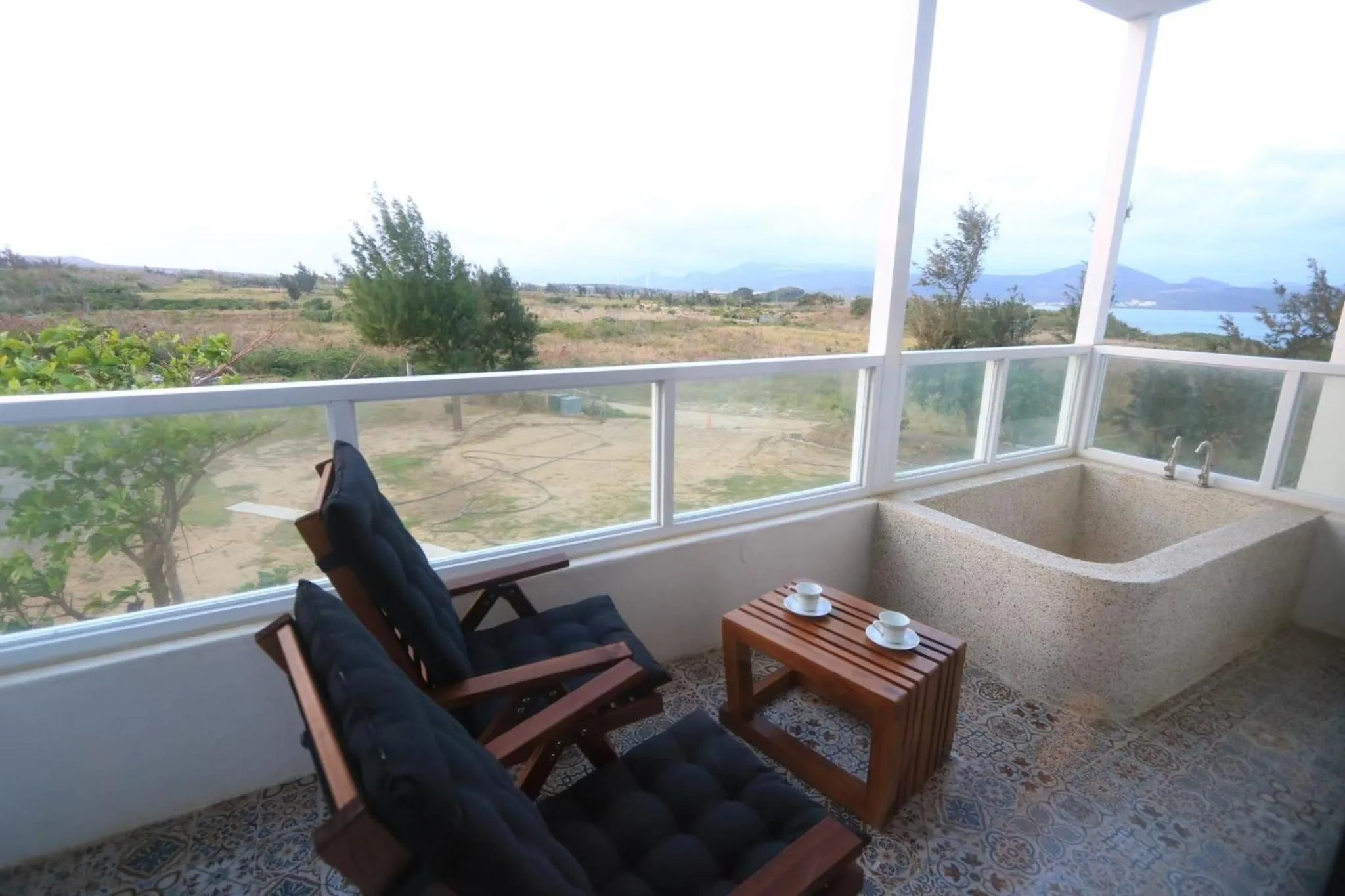 Balcony/Terrace in Kenting COMIC B&B&SPRING