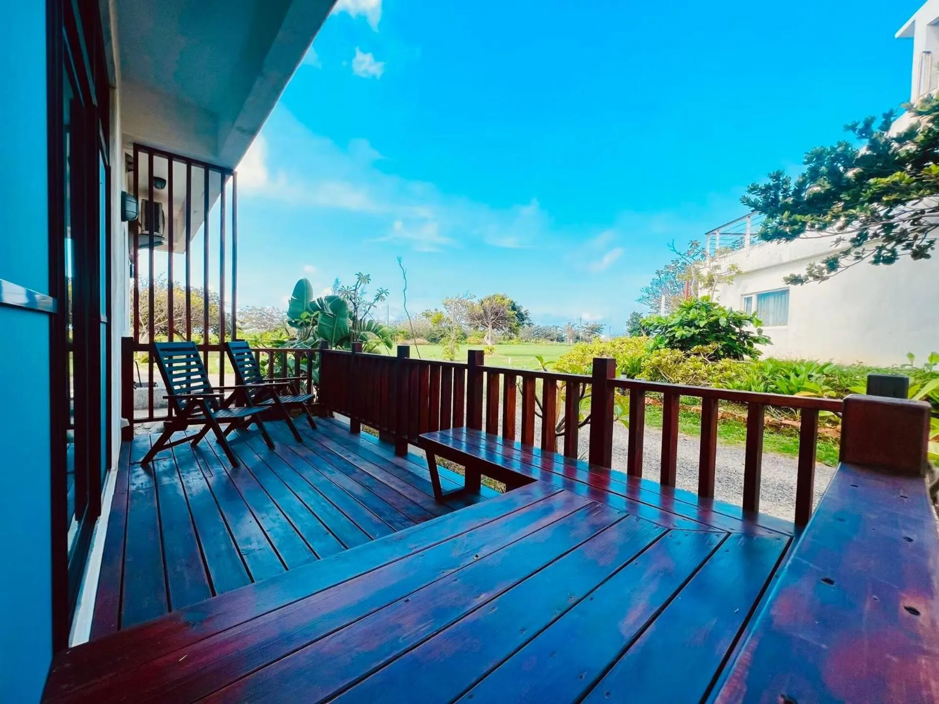 Natural landscape in Kenting COMIC B&B&SPRING