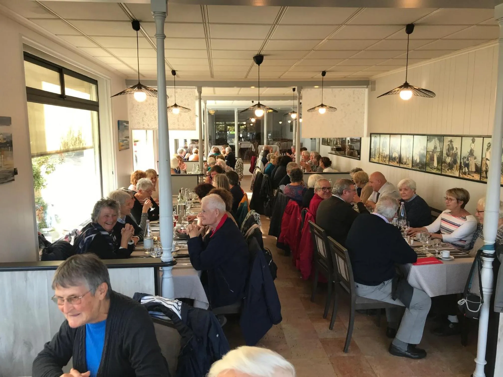 Restaurant/places to eat in Le Relais De La Place