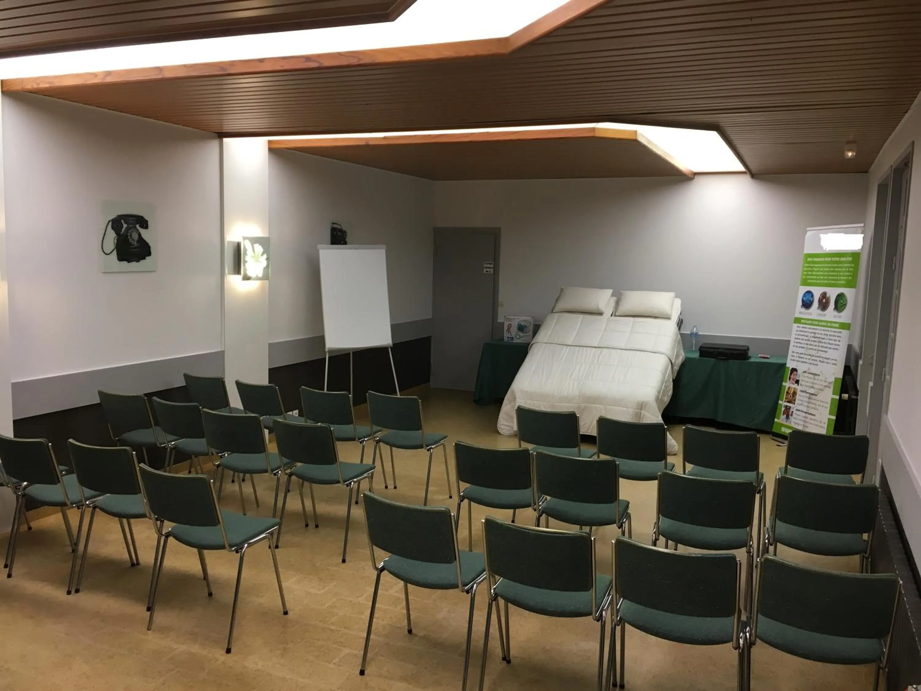 Business facilities in Le Relais De La Place