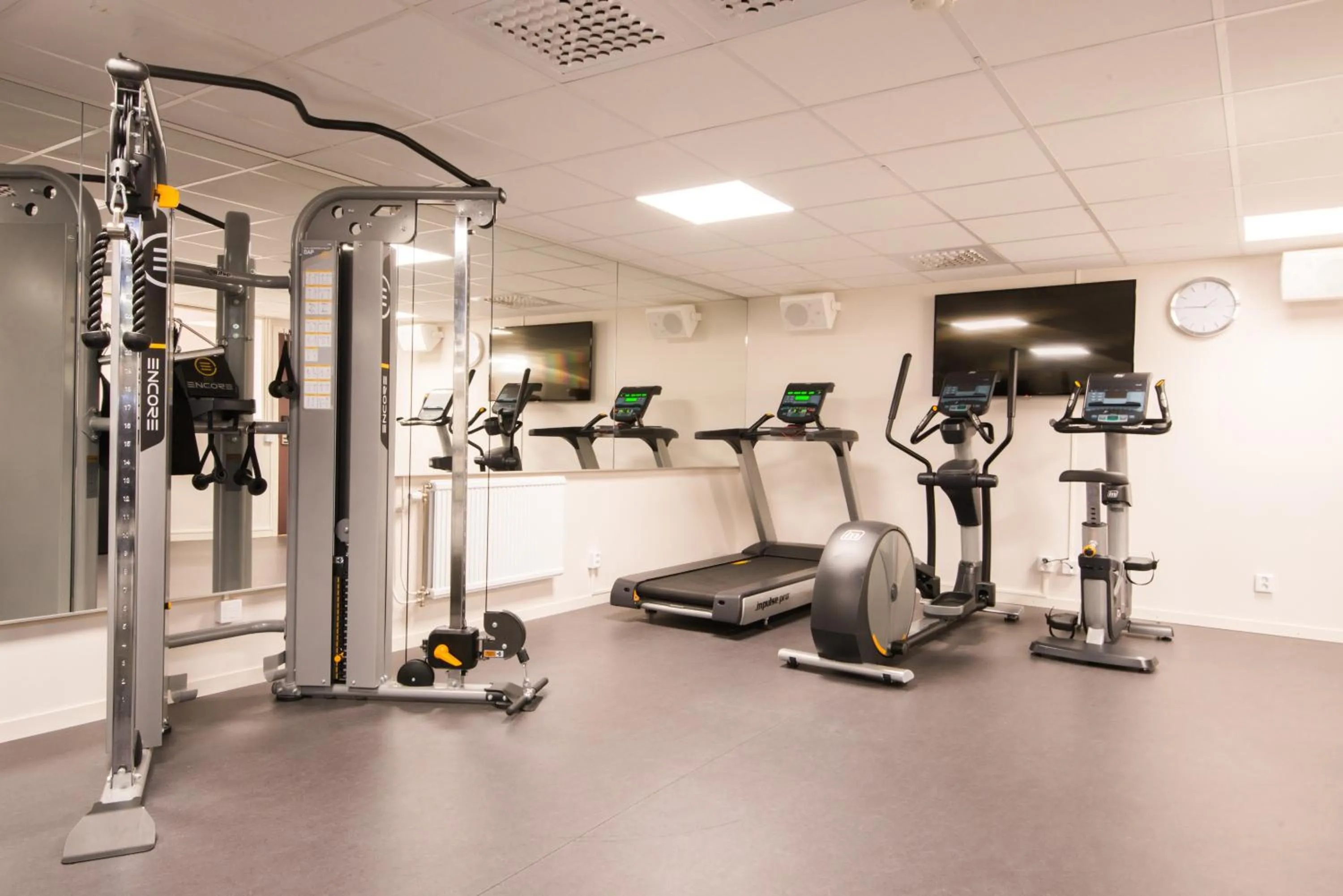 Fitness centre/facilities in Best Western Plus Park Airport Hotel