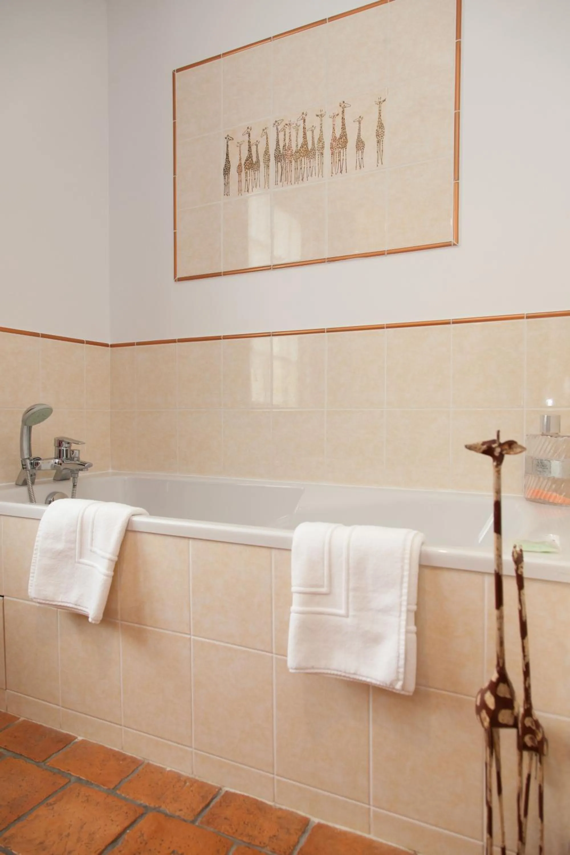 Bathroom in Hôtel Spa - Au Charme Rabelaisien