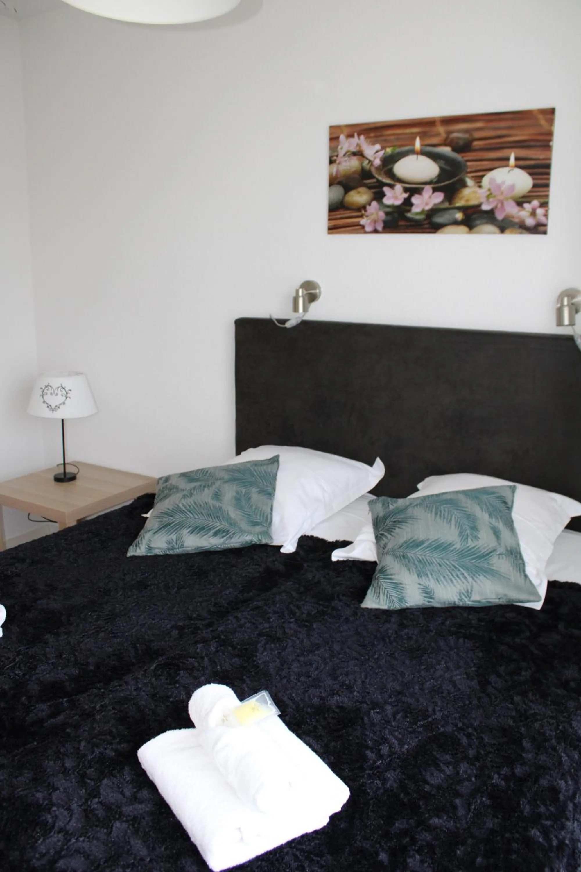 Bed in City Lodge Appart Hôtel Niort