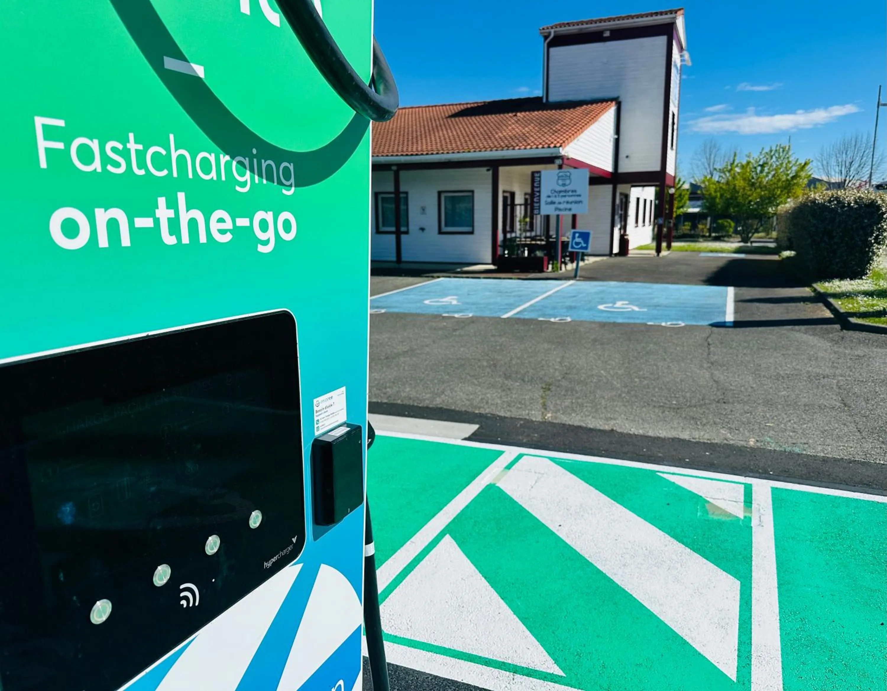 Ever Route 64 Brit Hotel Tarbes Ibos