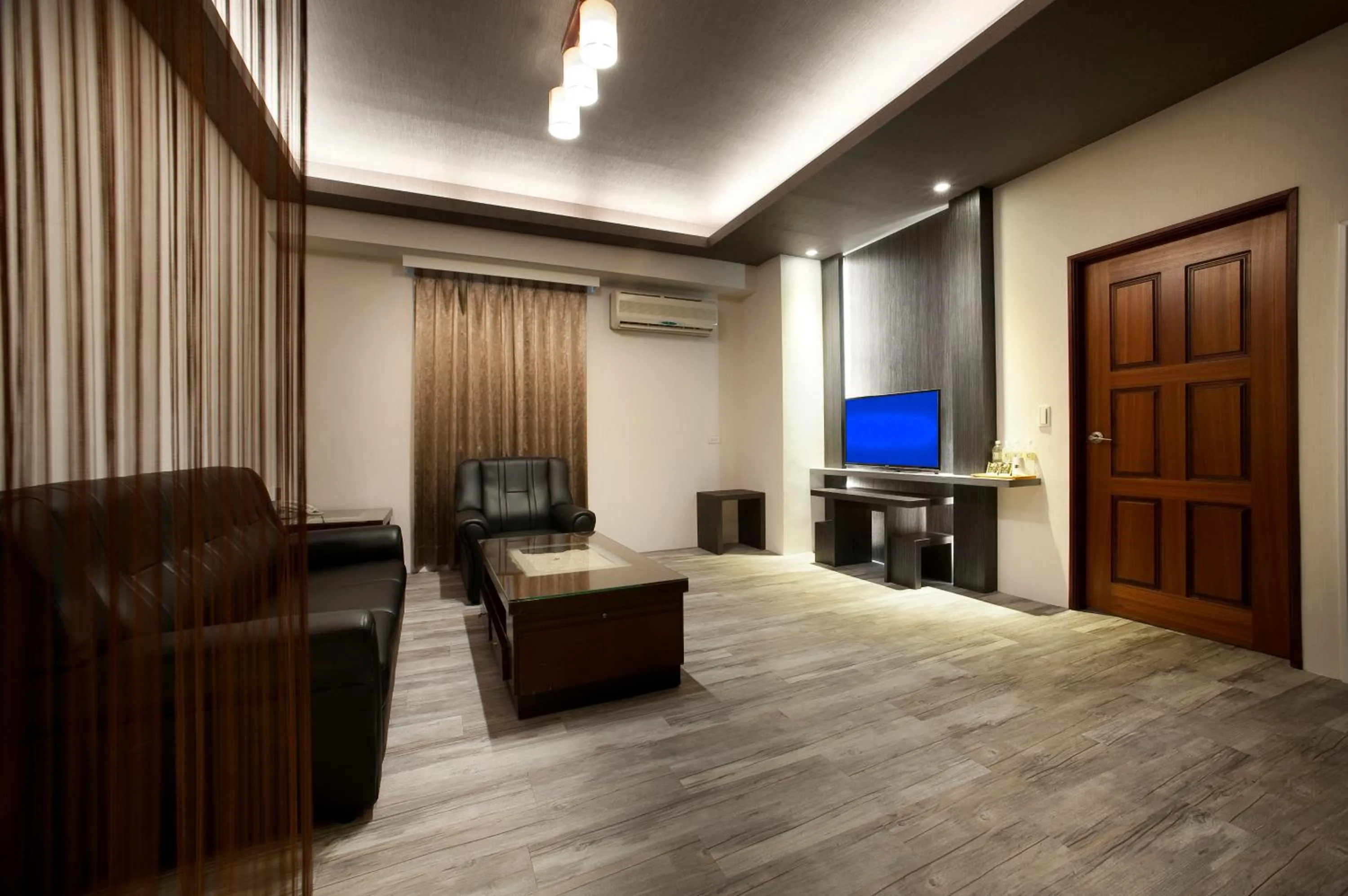 Living room in Two Fukun Hotel