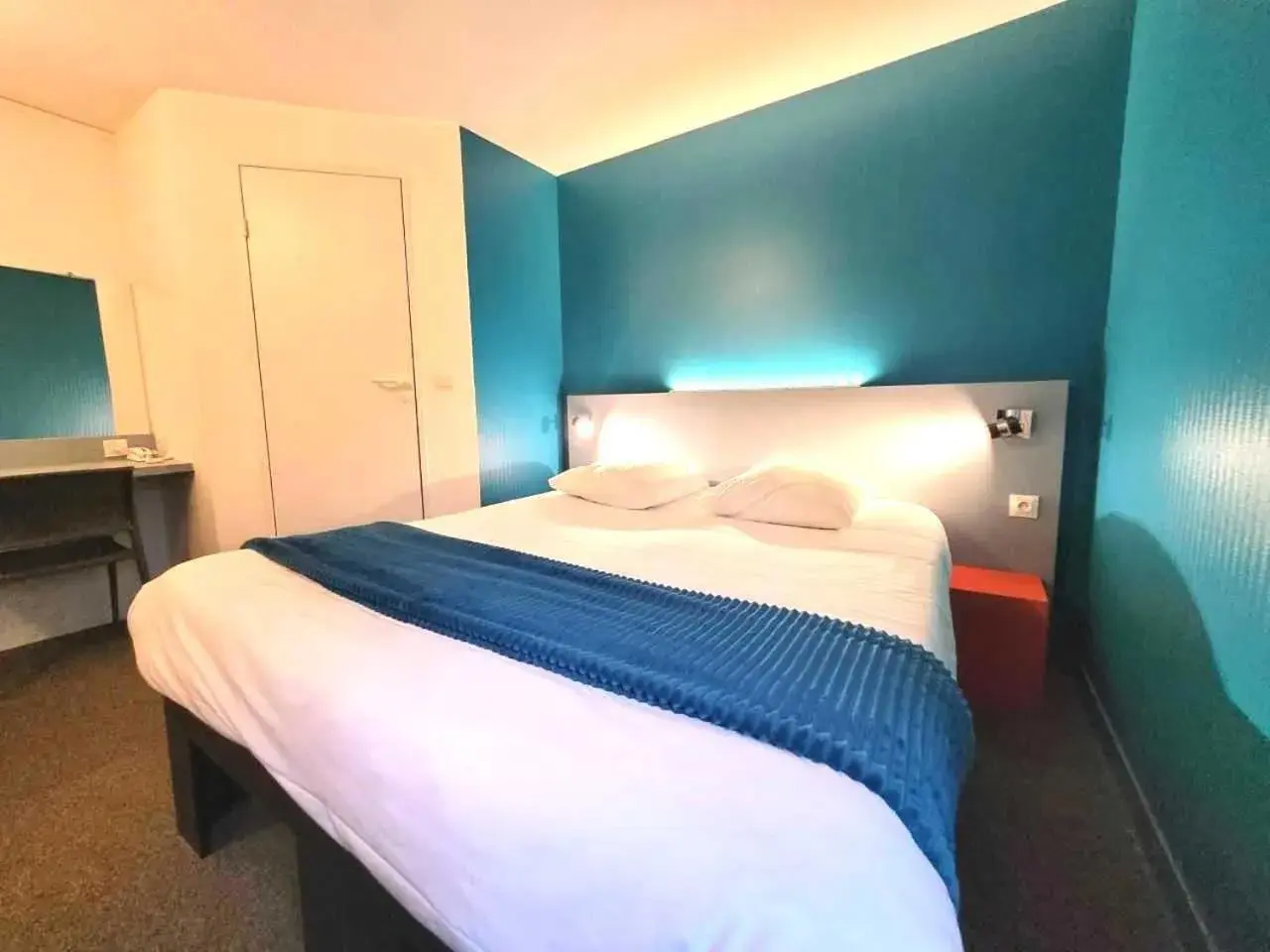 Double Room in Fasthotel Artigues Double Room in Fasthotel Artigues